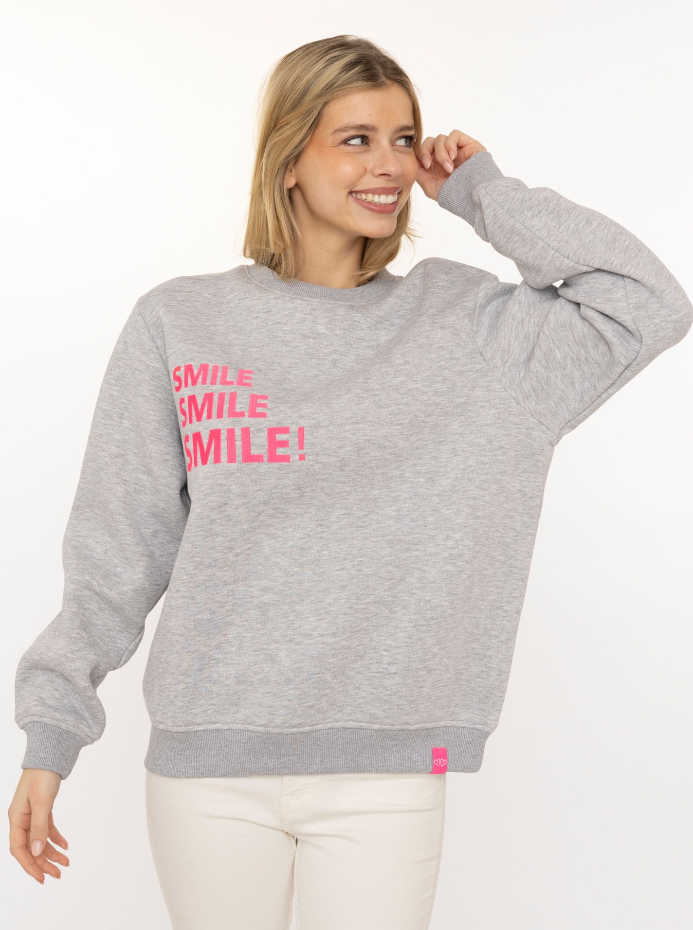 Image of Zwillingsherz Hoodie ""Smile Smile Smile"", Rundhals, Stickerei in Neon, fröhliche Botschaft