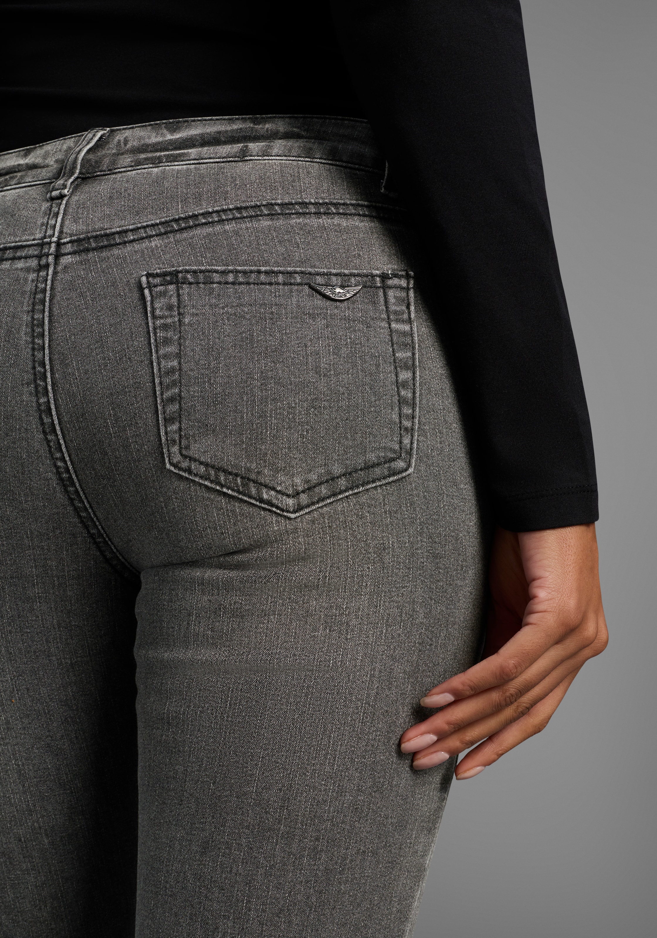 Arizona Skinny-fit-Jeans »mit Keileinsätzen« extra-enger Beinschnitt,  niedrige Leibhöhe