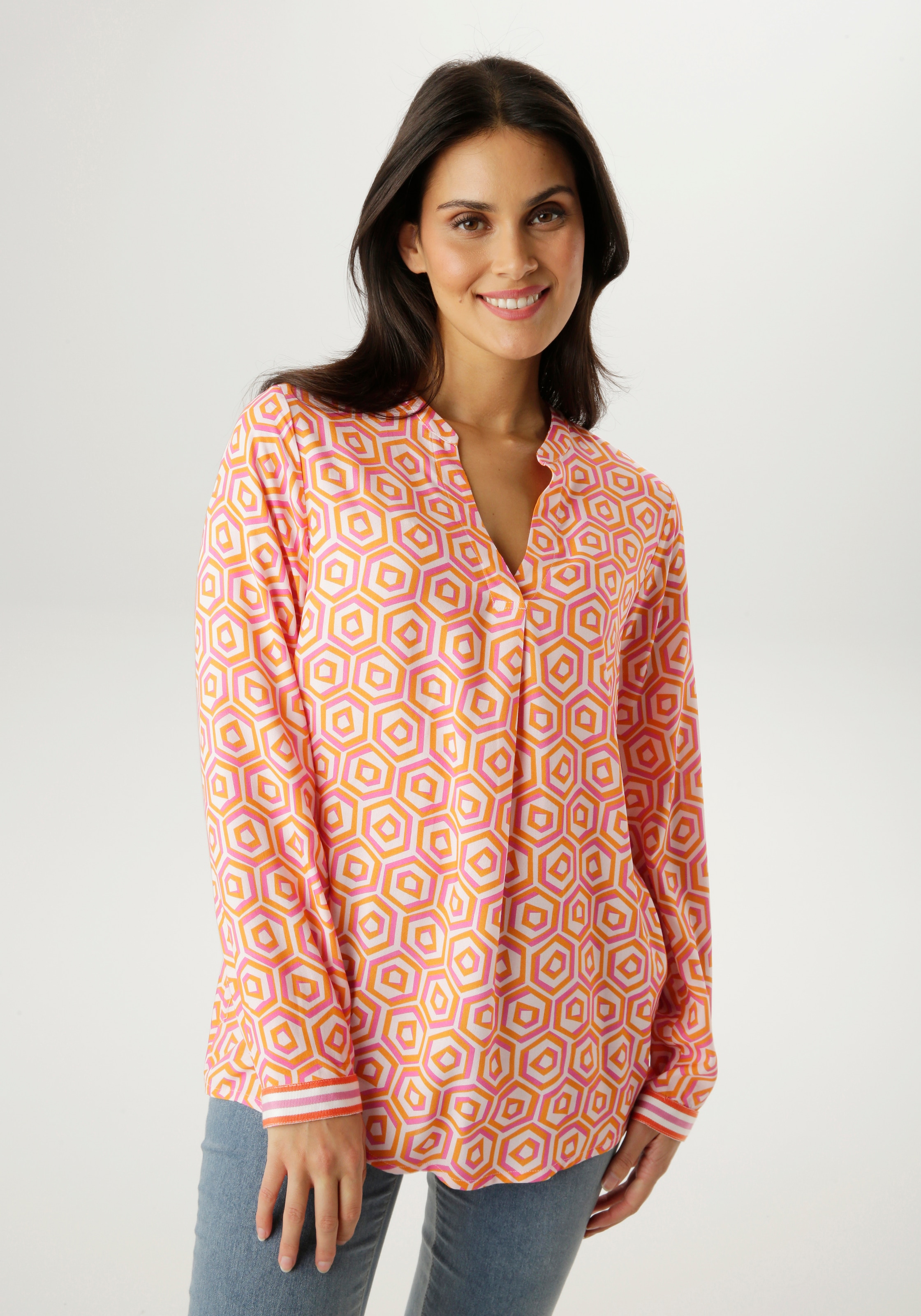 Image of Aniston SELECTED Schlupfbluse mit angesagter geometrischer Wabenmusterung -NEUE KOLLEKTION
