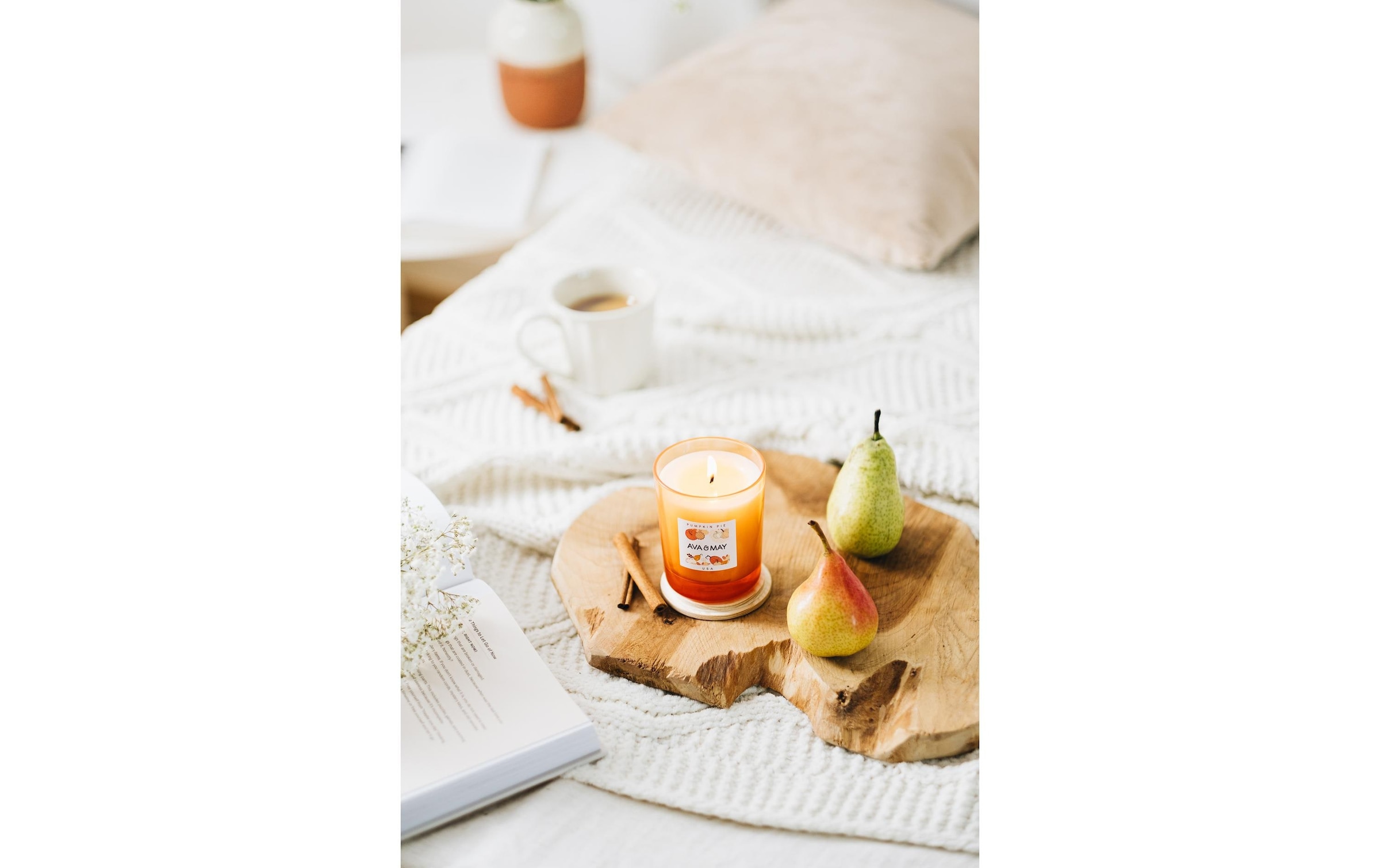 AVA & MAY Duftkerze »Pumpkin pie 180 g«, Holzart: Buche (Schweden)