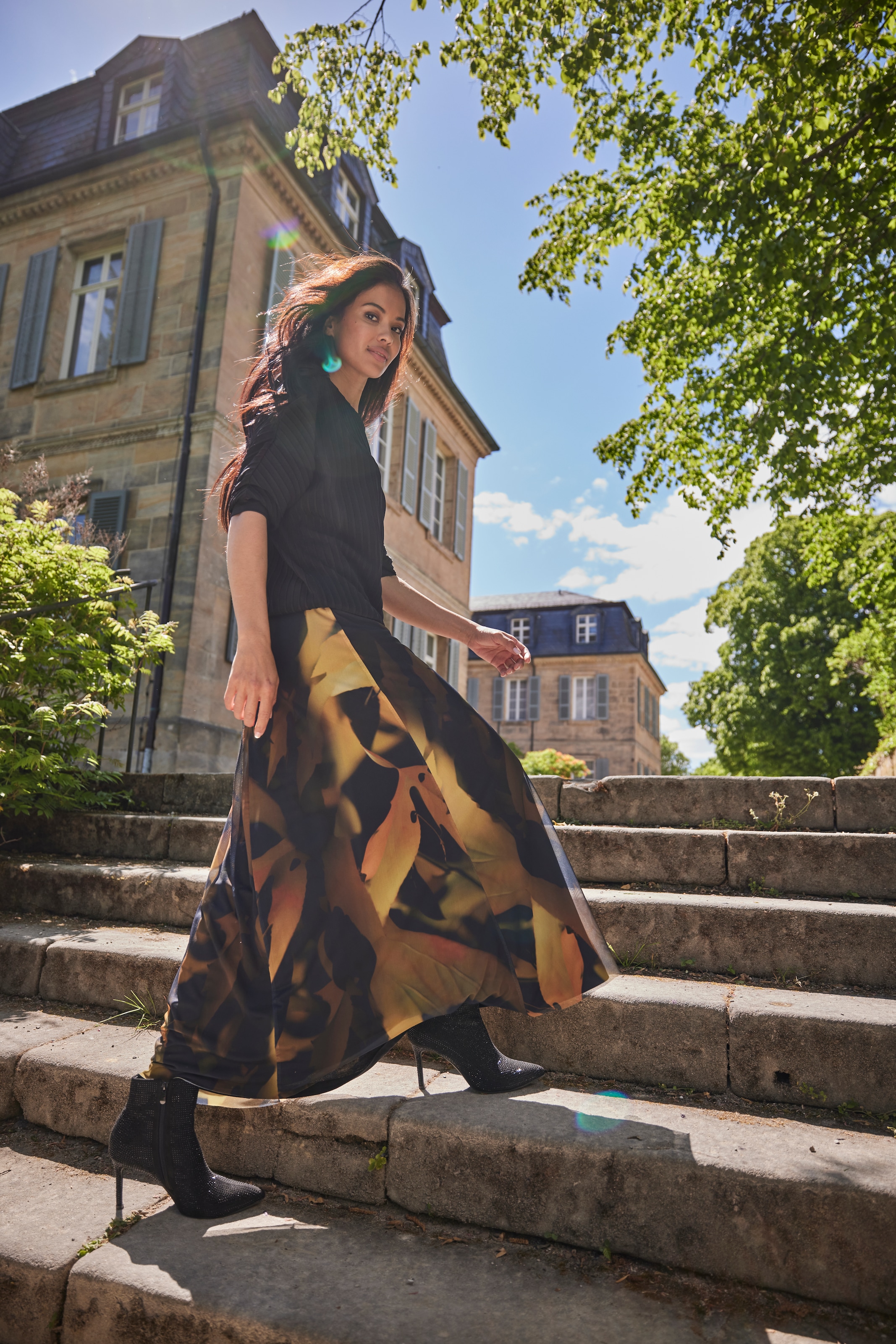 Aniston SELECTED Maxirock, mit farbharmonischen Batikdruckdessin - NEUE KOLLEKTION