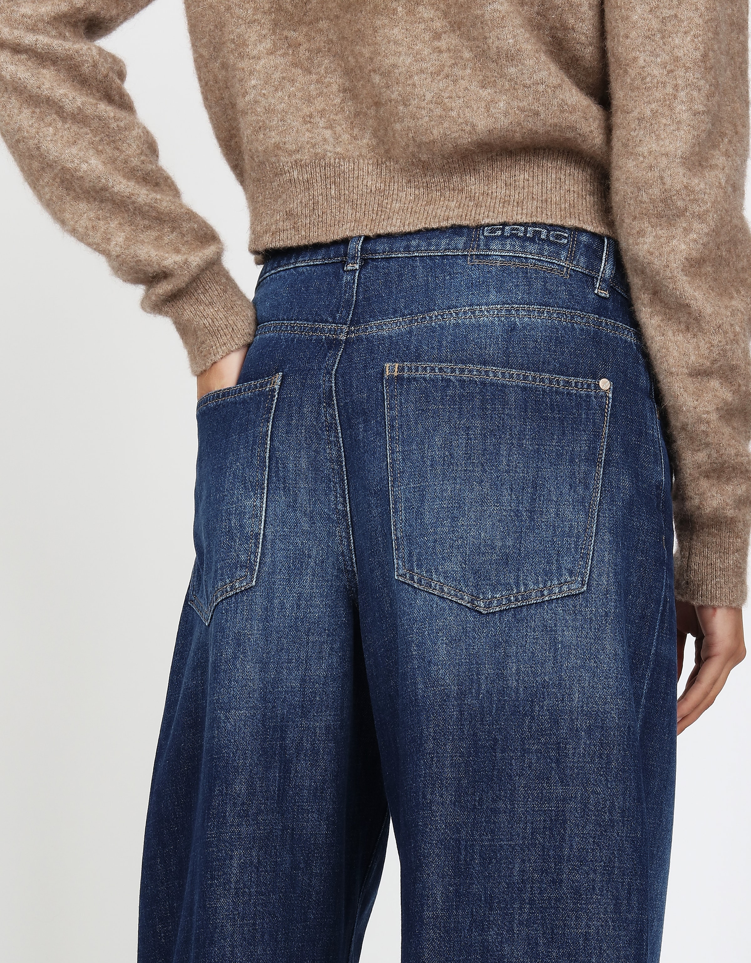 GANG Loose-fit-Jeans »94SARINA« mit Abnähern an Knie und Saum