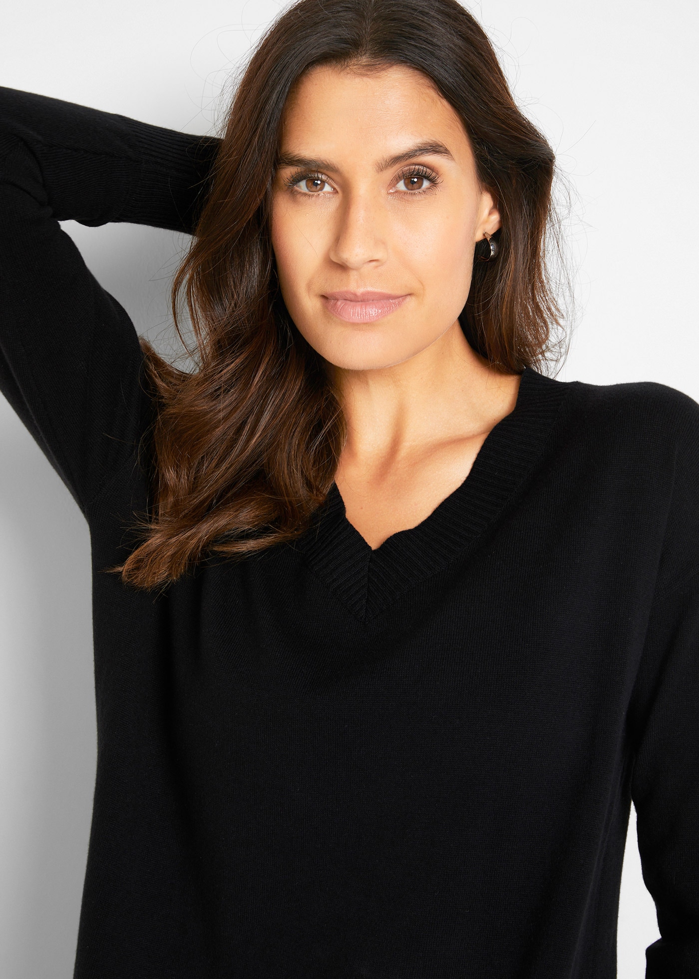 bonprix Longpullover »Long-Pullover« Long-Pullover mit V-Ausschnitt und Seitenschlitzen
