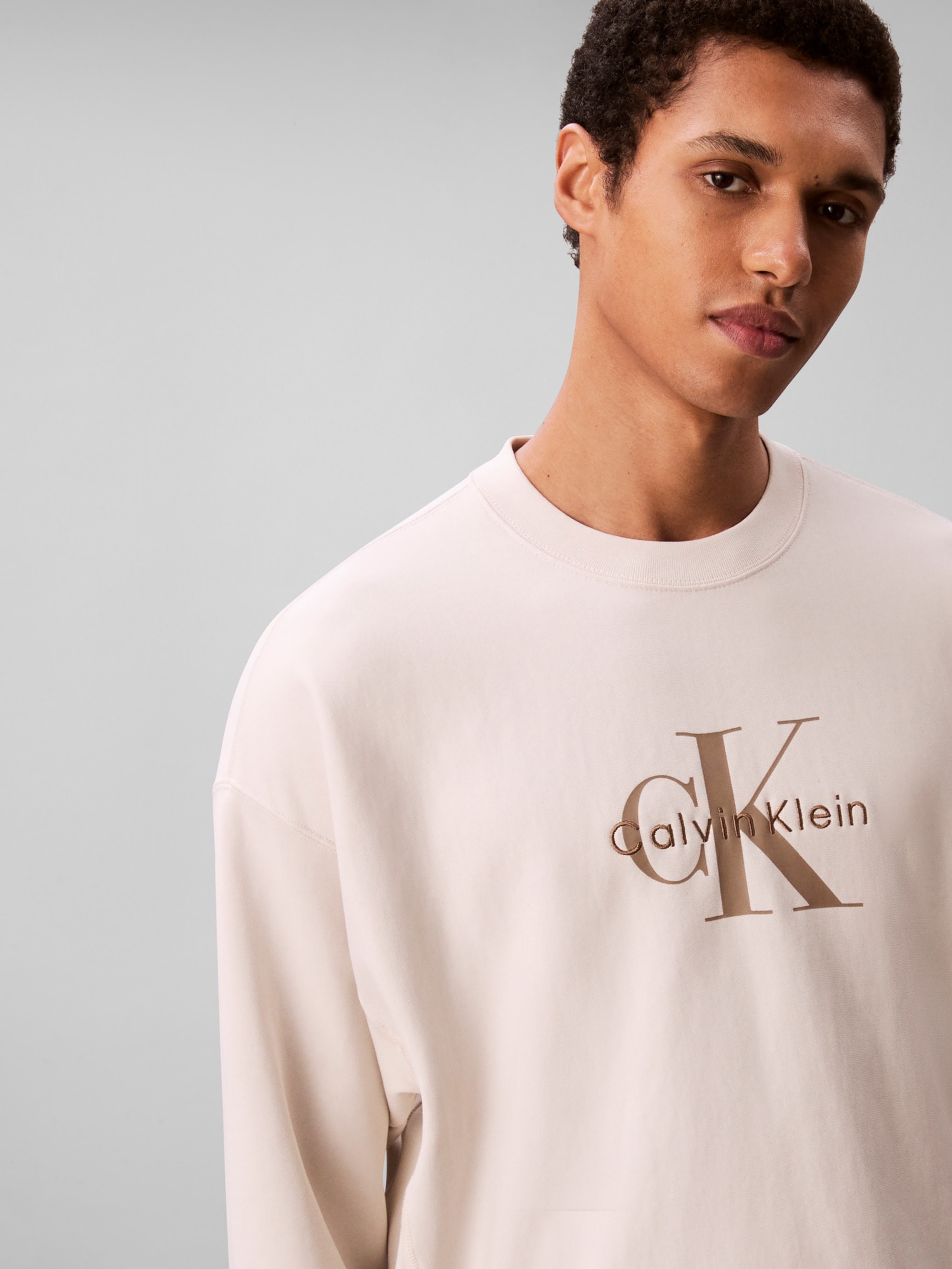 Calvin Klein Jeans Sweatshirt »LS EU 350TERRY MONOLOGO CN SWTSH«, Rundhalsausschnitt, regular fit