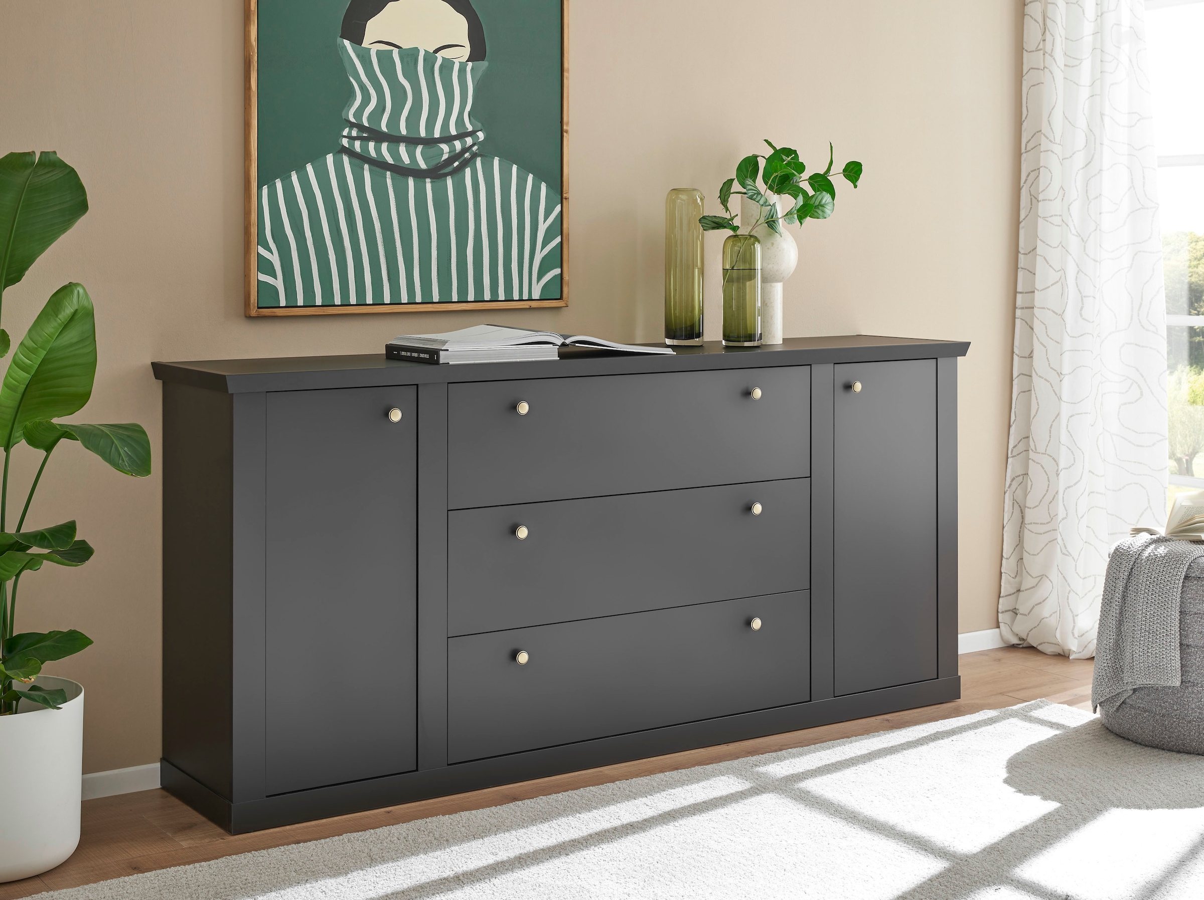 Home affaire Sideboard »Lincoln, moderner Schrank, schwarze Kommode, 205 cm breit« edles Design, messingfarbene Knopfgriffe, in 2 Grössen verfügbar