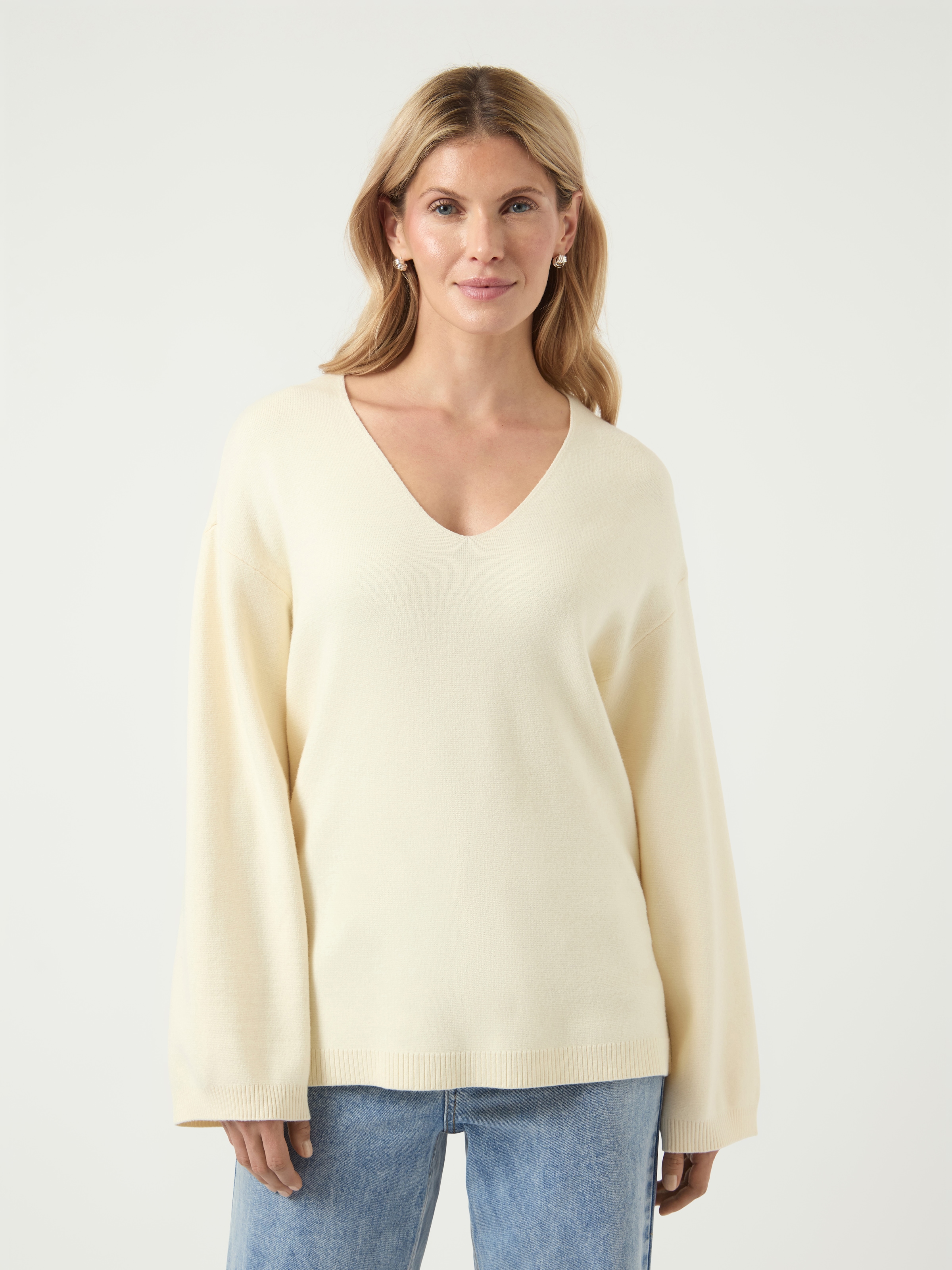 Image of Y.A.S Strickpullover "YASELMA LS V-NECK KNIT PULLOVER S. NOOS"