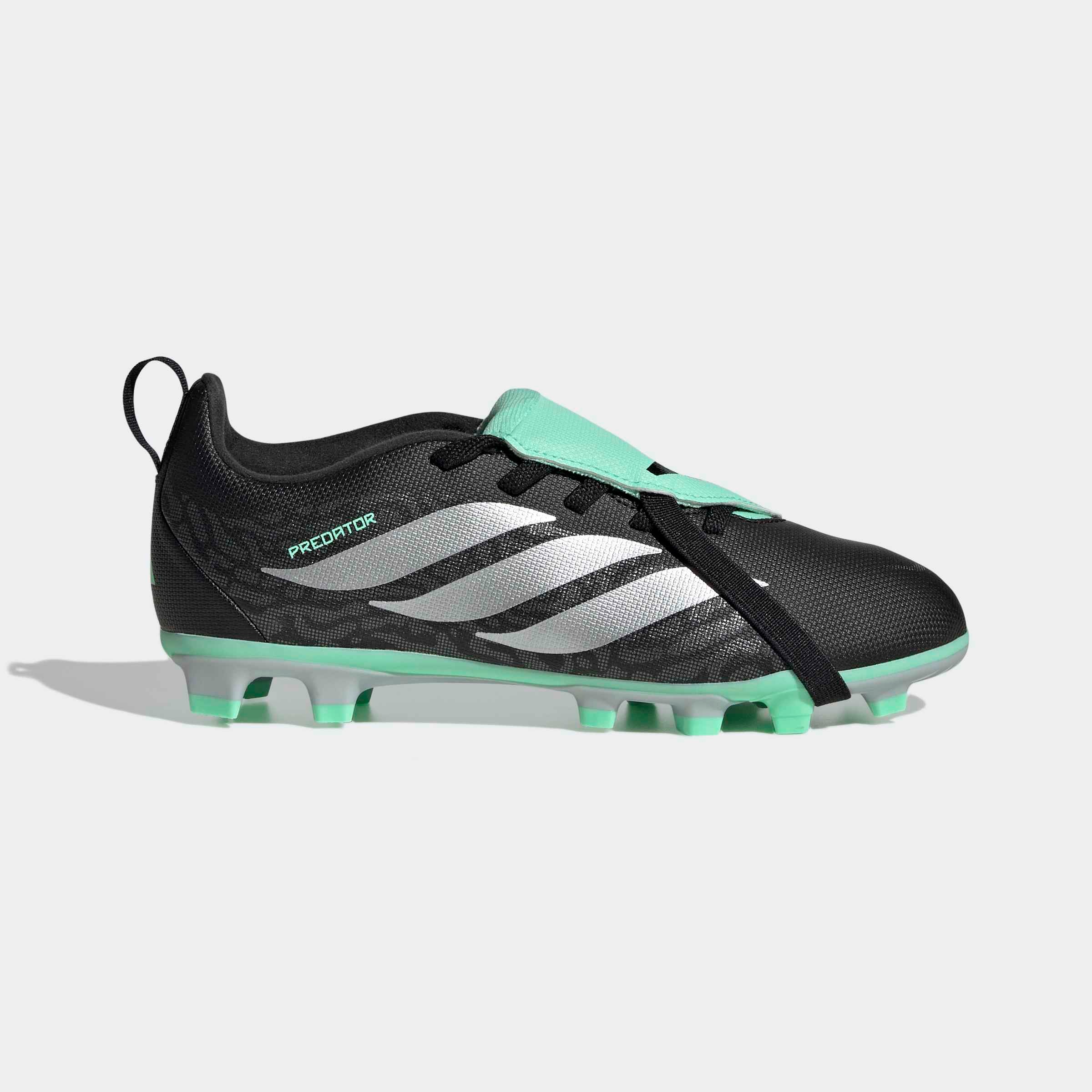 adidas Performance Fussballschuh "PREDATOR CLUB KIDS, FESTE BÖDEN/GEMISCHTE BÖDEN, UMSCHLAGBARE ZUNGE" für viele verschiedene Böden geeignet, für Jugendliche & Kinder