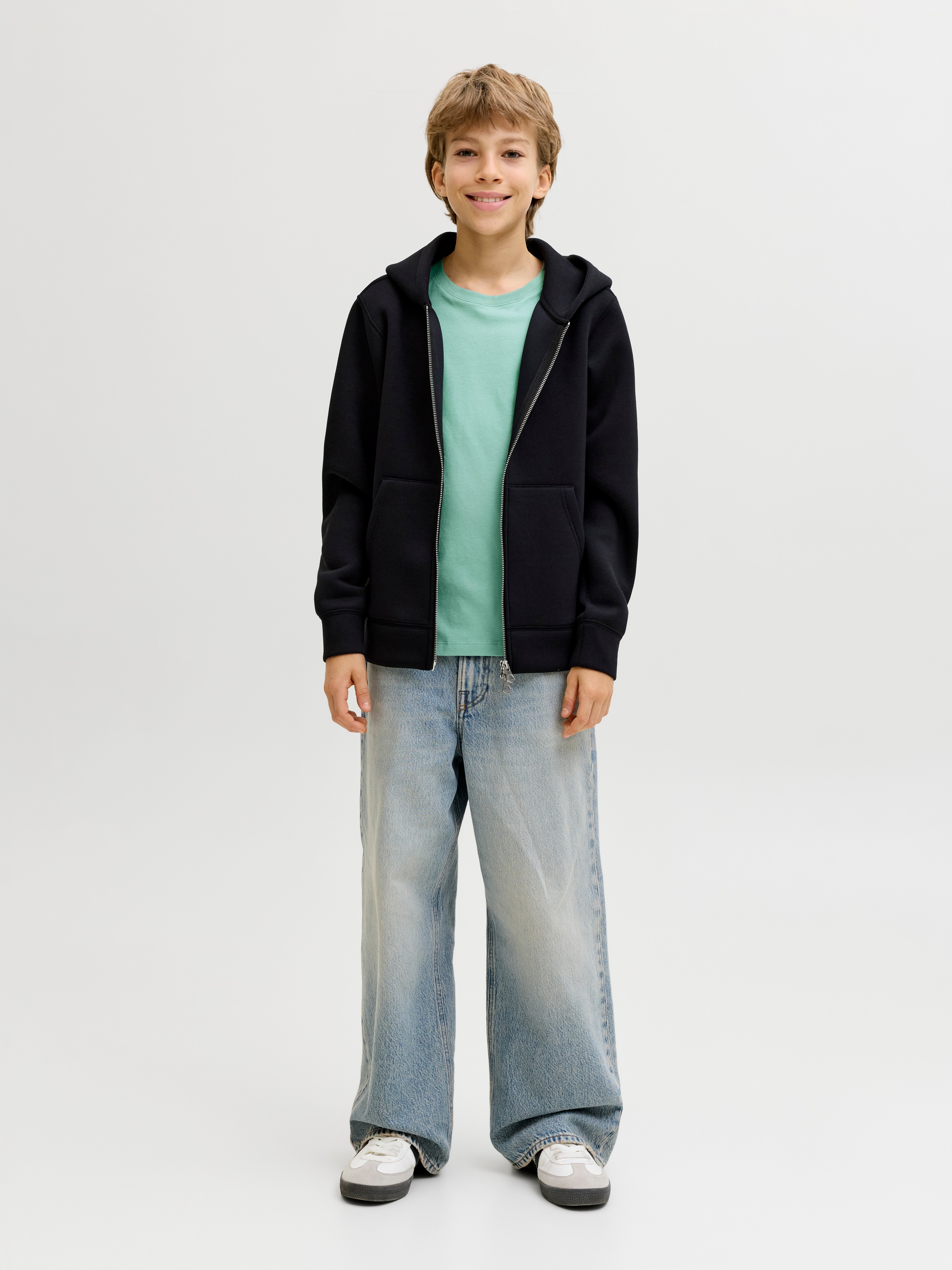 Jack & Jones Junior Rundhalsshirt »JJEORGANIC figurbetont, atmungsaktiv, kombinierbar« unifarben, casual, slim fit, Jersey, Rundhals