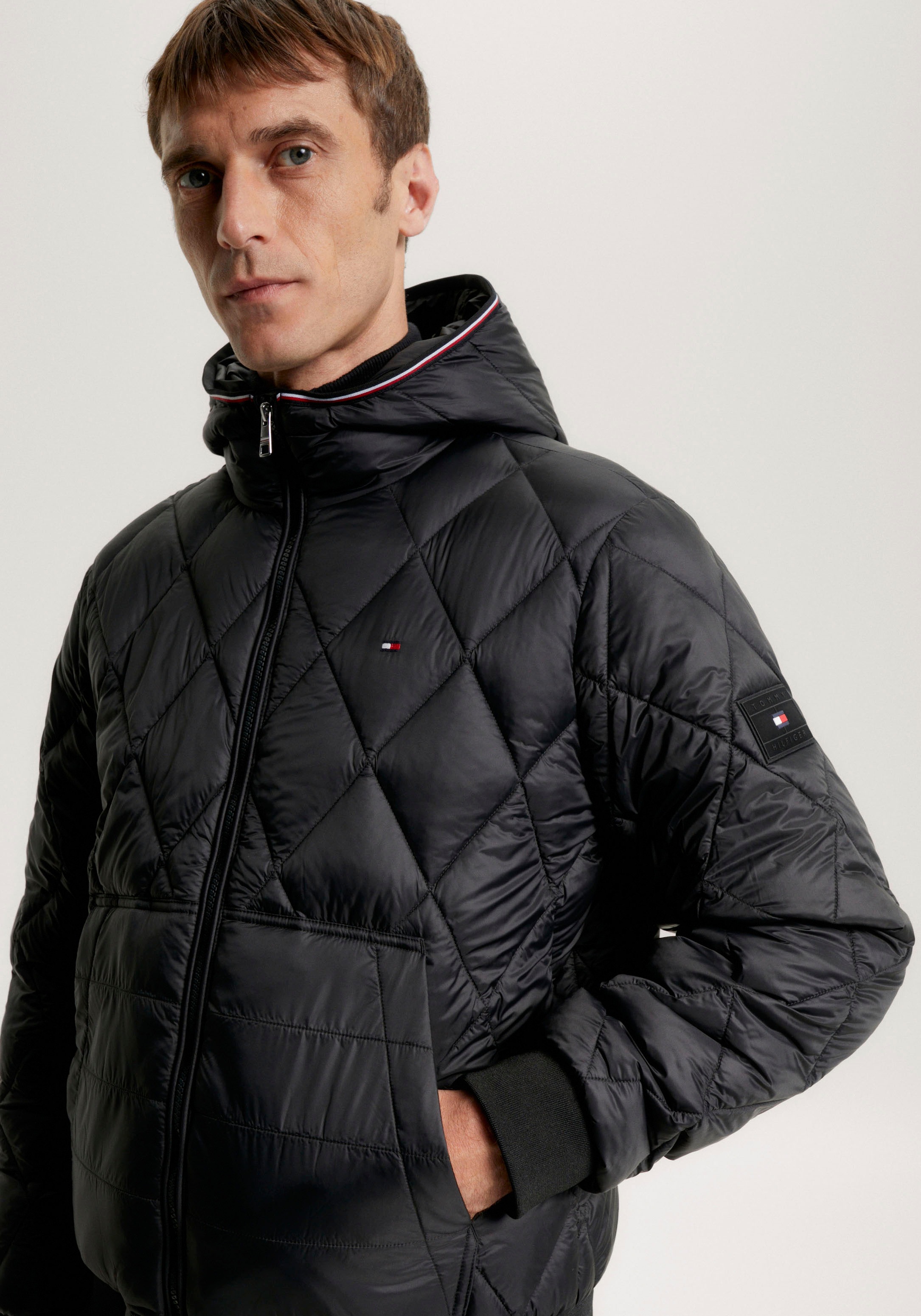 Tommy Hilfiger Steppjacke »MIX QUILT RECYCLED«, mit Kapuze