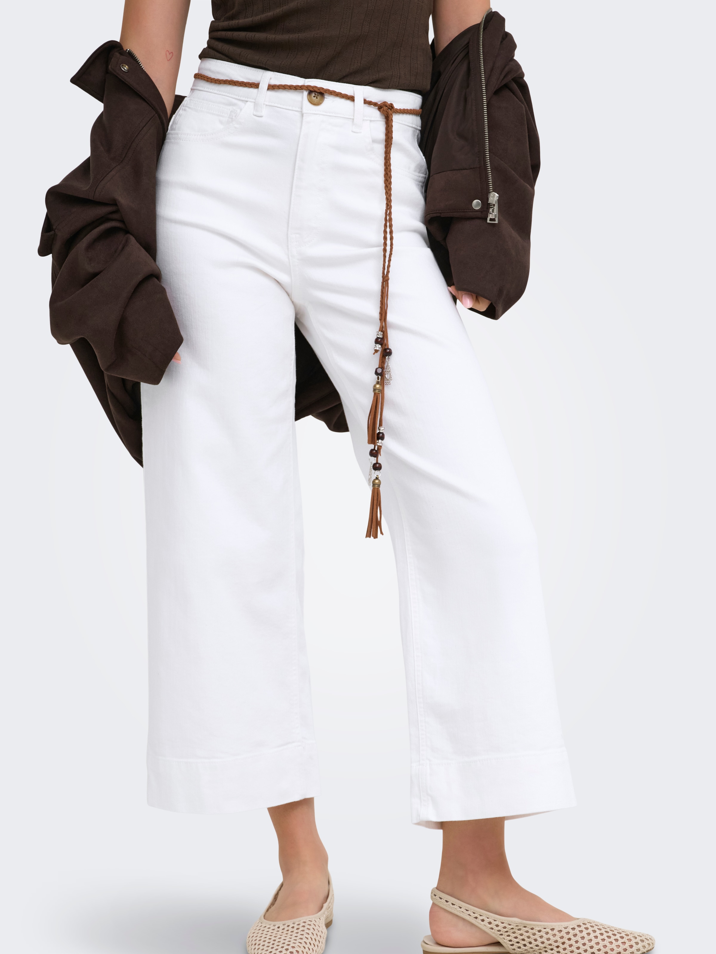 Image of ONLY High-waist-Jeans "ONLMADISON HW BELT WD CRP WHI DNM GUA000" Materialmix, high waist, wide fit