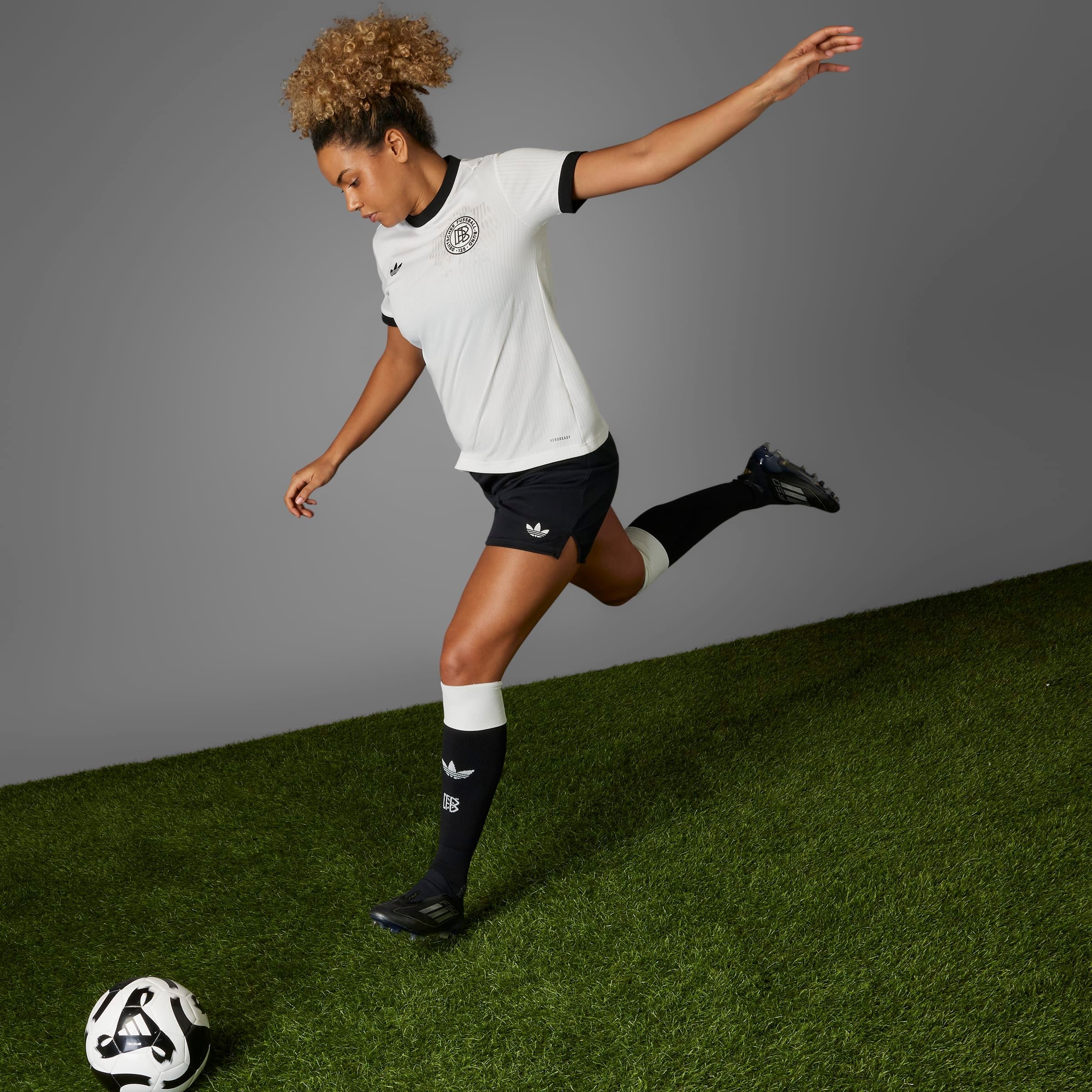 adidas Performance Fussballtrikot »DFB 125 JSY W«, Anniversary, 125 Jahre Jubiläumstrikot