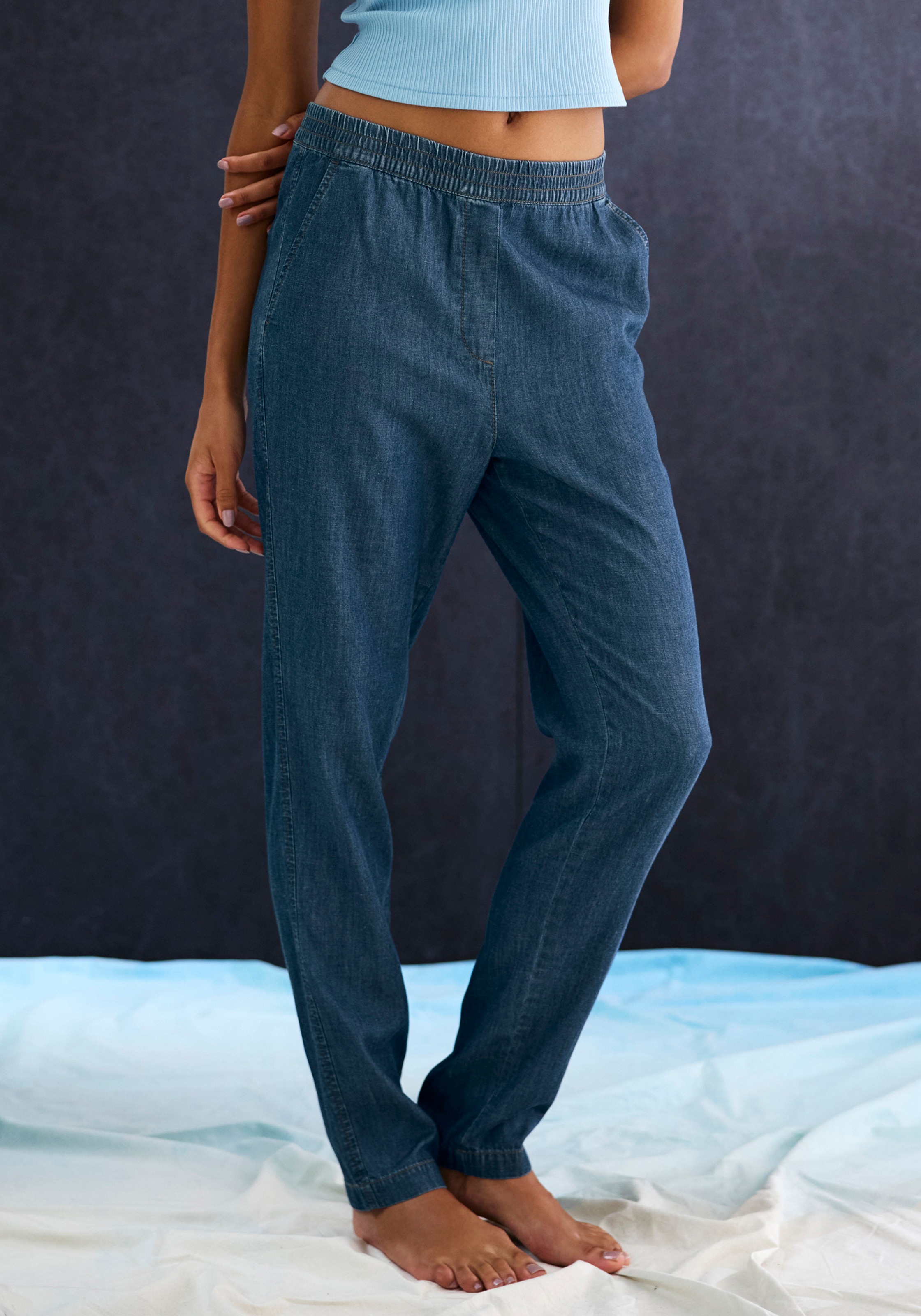 Image of H.I.S Jogger Pants gerade geschnitten, in Denim Optik