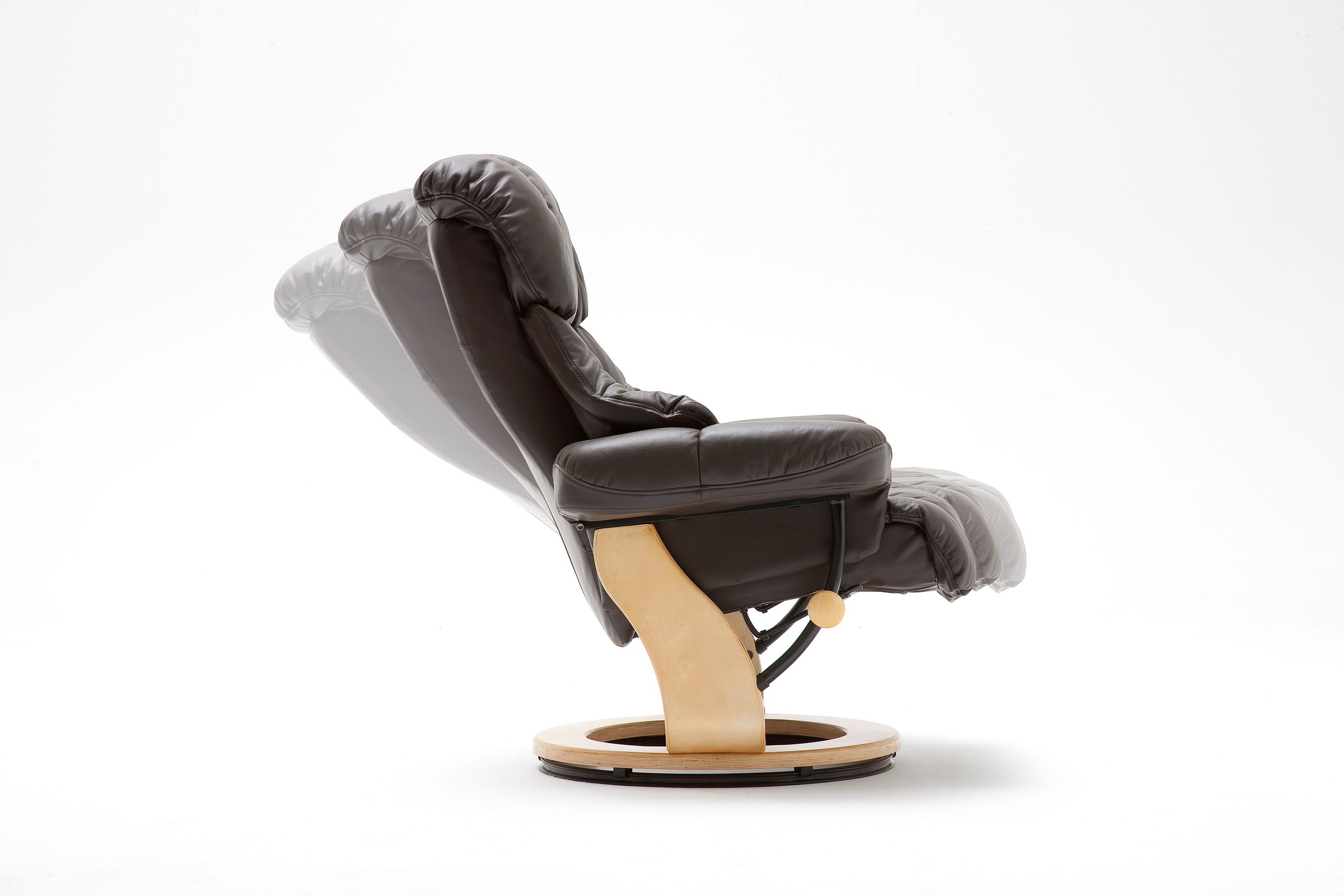 MCA furniture Relaxsessel »Calgary«, Fernsehsessel 360°drehbar inkl. Hocker mit Lederbezug