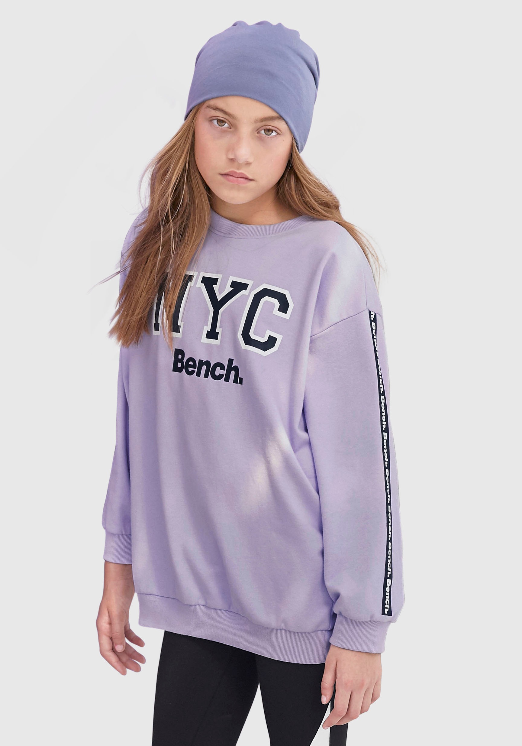 Image of Bench. Sweatshirt, oversize - mit Logo-Print am Ärmel bei Ackermann Versand Schweiz