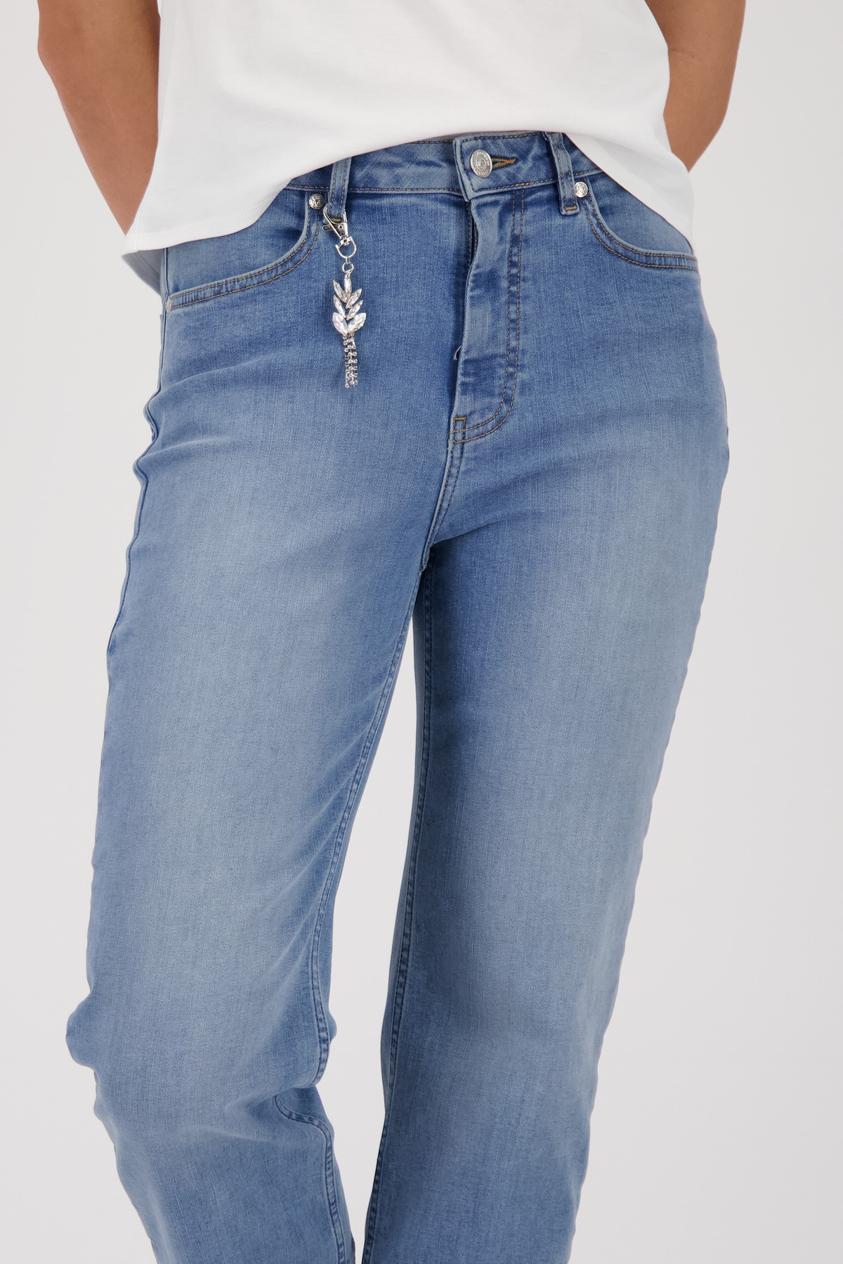 Monari 7/8-Jeans »Jeans 64cm« Regular fit mit Anhänger