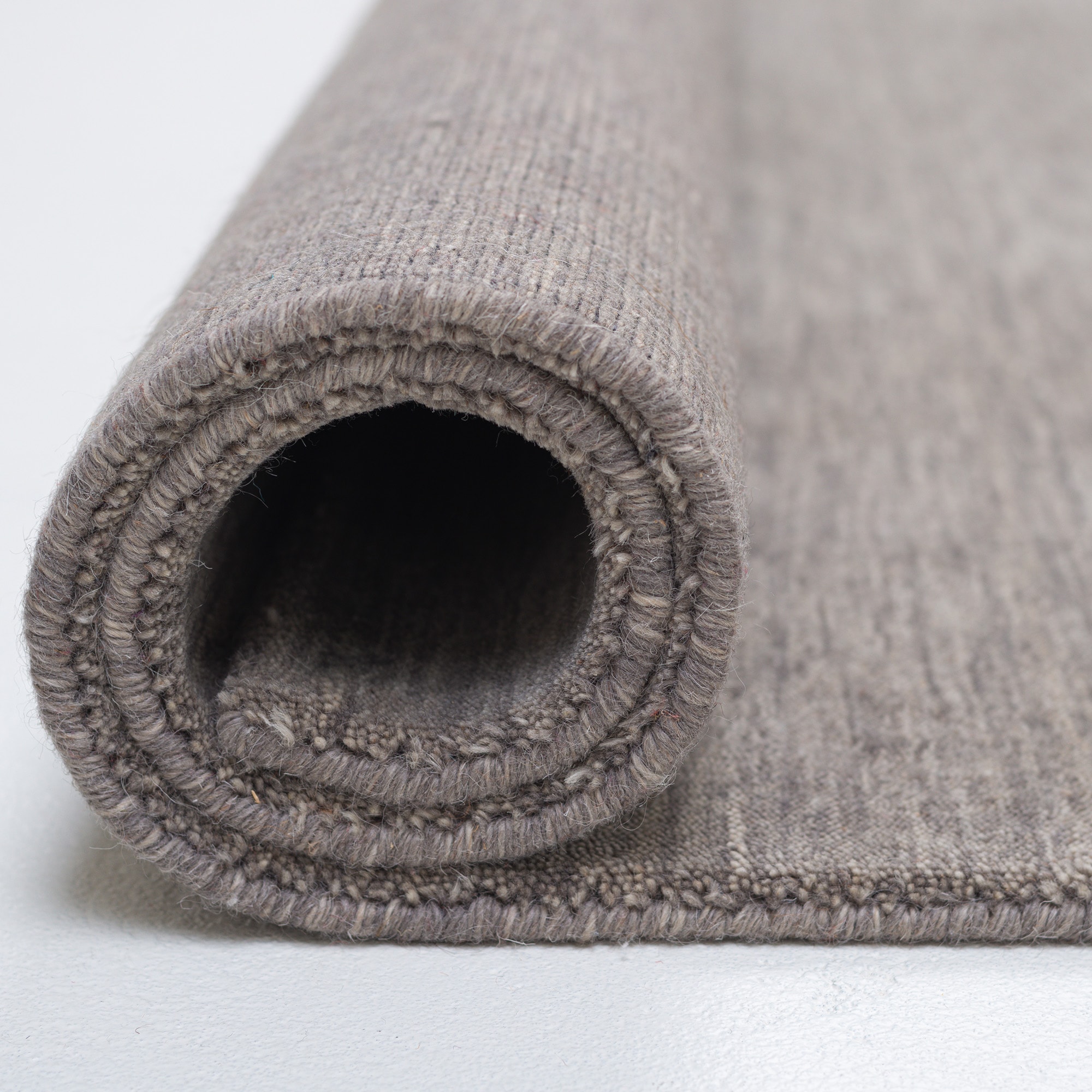 THEKO Wollteppich »Holi« rechteckig 13 mm Höhe Uni-Farben, leicht meliert, reine Wolle, handgewebt mit Knüpfoptik