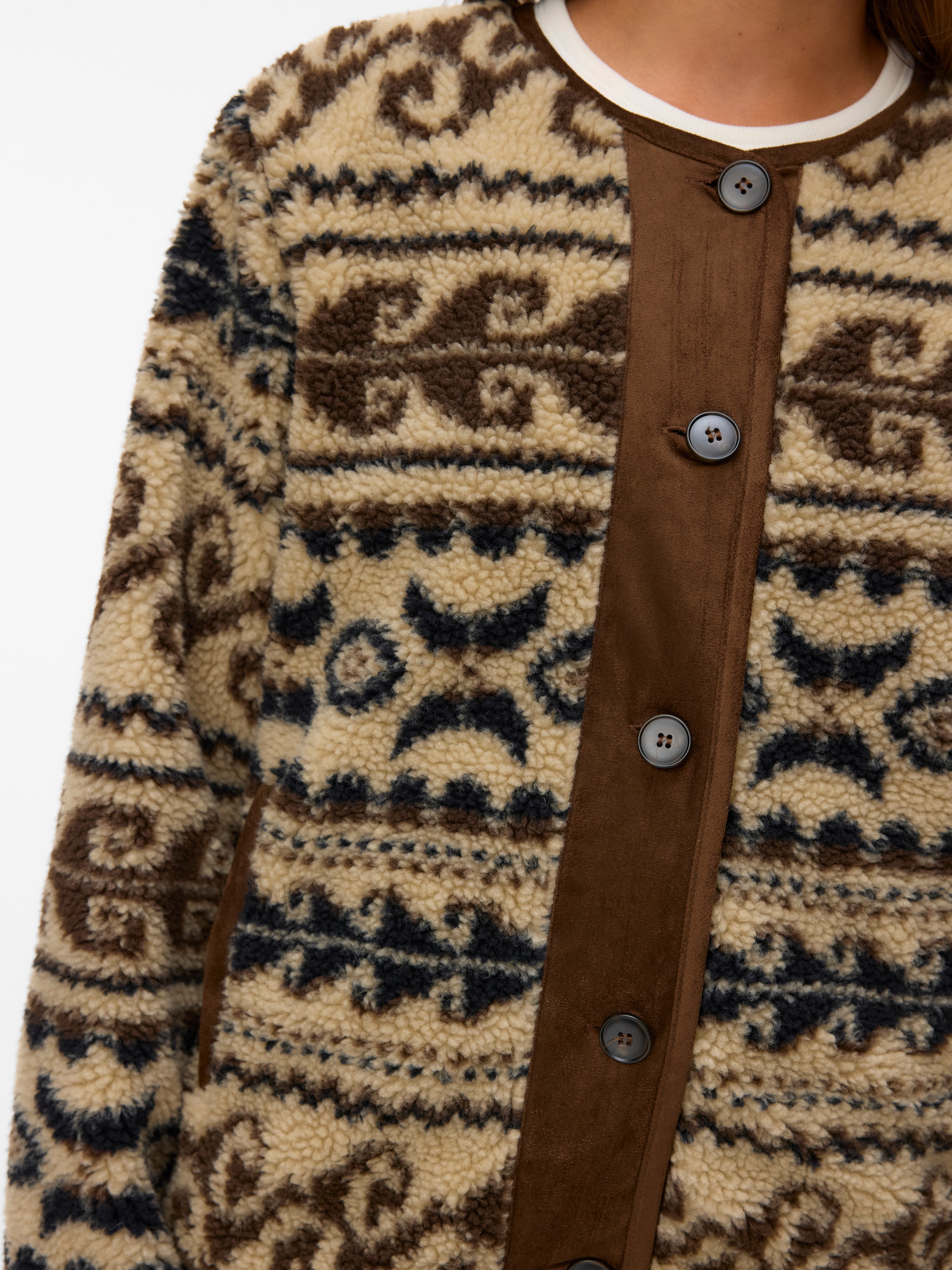 Vero Moda Veste polaire »VMLINDAU SHORT JACKET« Polyester