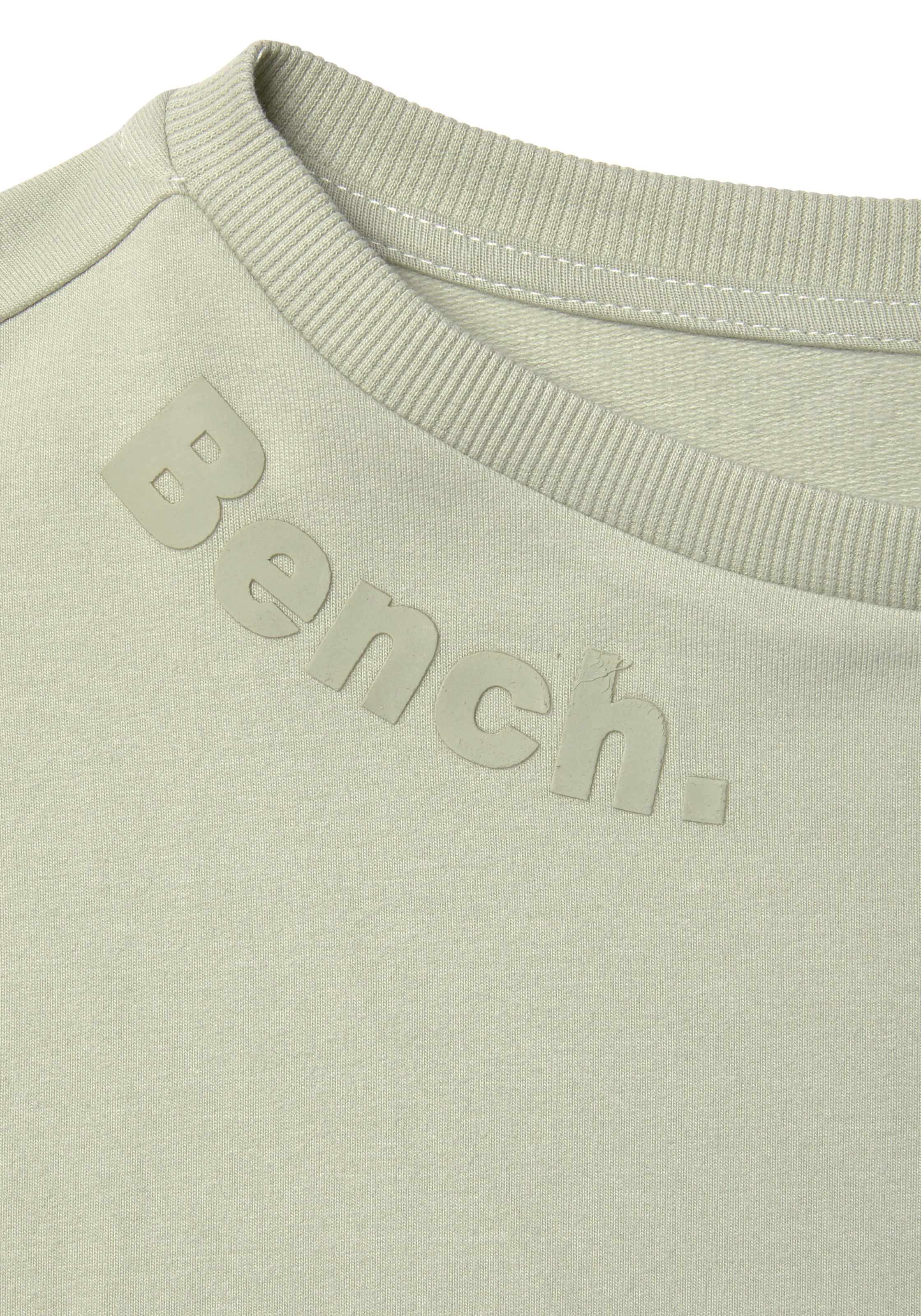 Bench. Loungewear Sweatshirt, mit gerafften Ärmelbündchen, Loungeanzug  versandkostenfrei auf