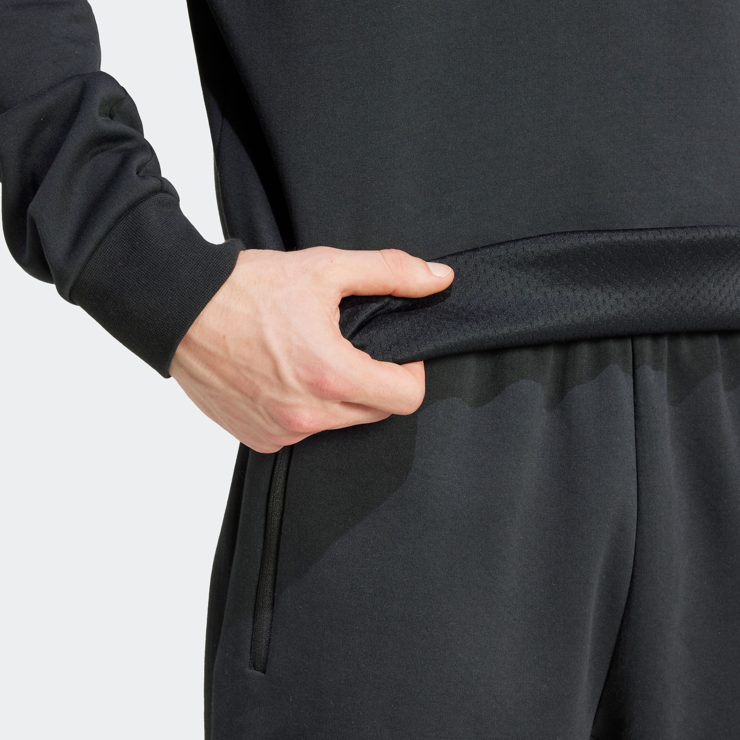 adidas Sportswear Sweatshirt »M Z.N.E. CRW«