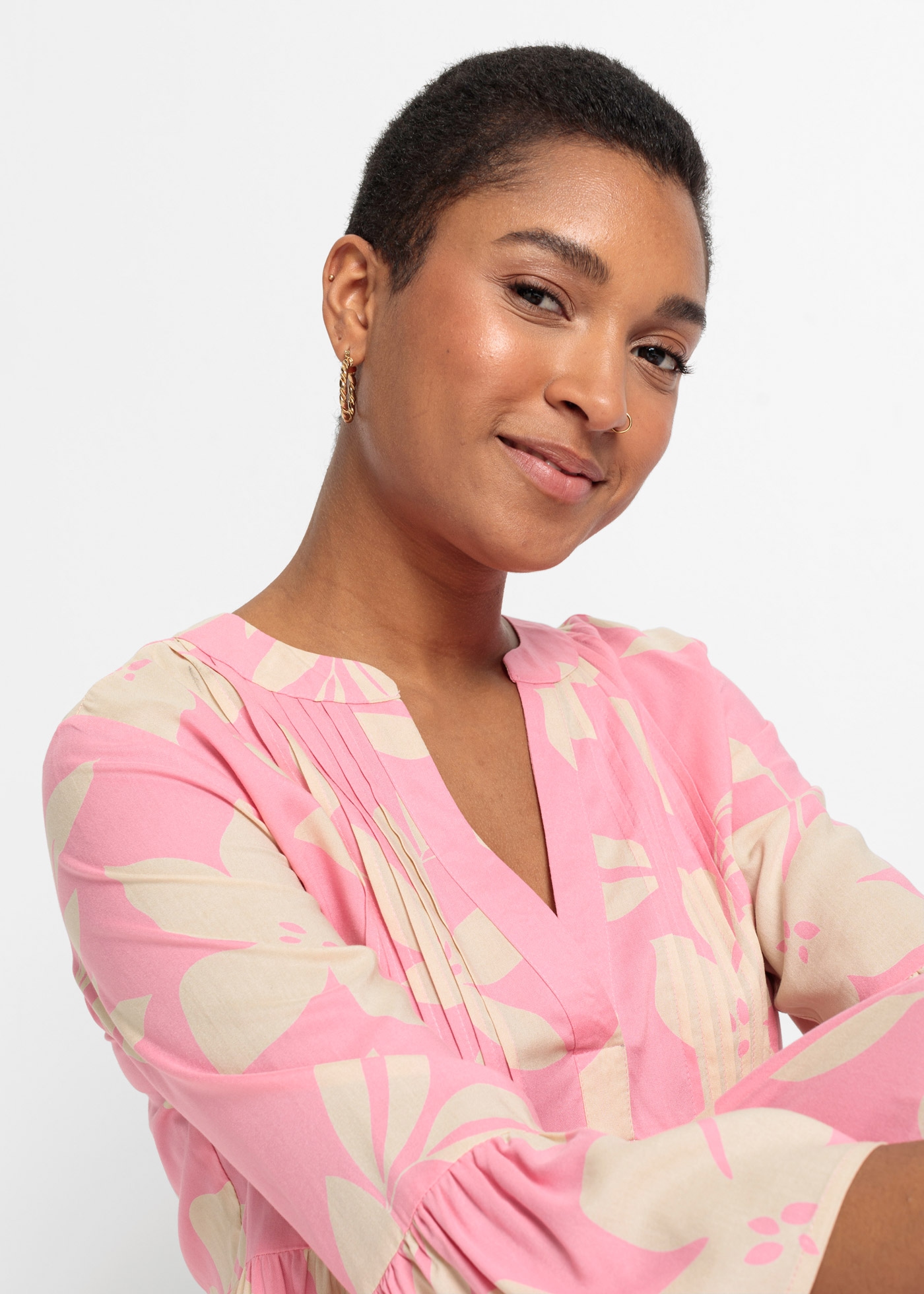 bonprix Maxikleid »Maxikleid aus fliessender Viskose« für modischen Auftritt, aus Viskose, A-Linie, 3/4-Ärmel