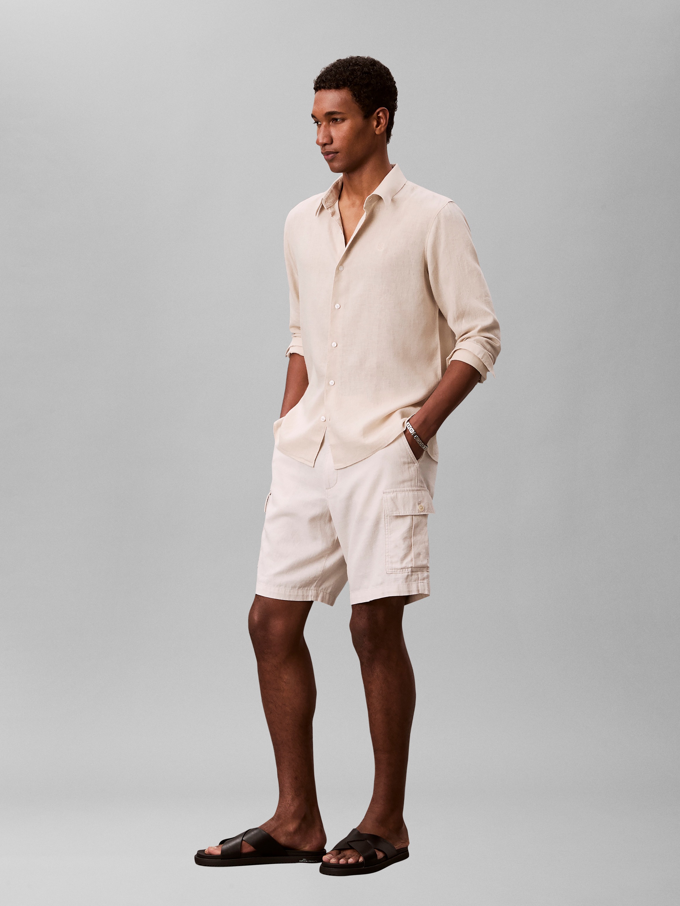 Calvin Klein Leinenhemd »SOLID LINEN CLASSIC« Kentkragen, Regular Fit, Leinen-Viskosemix