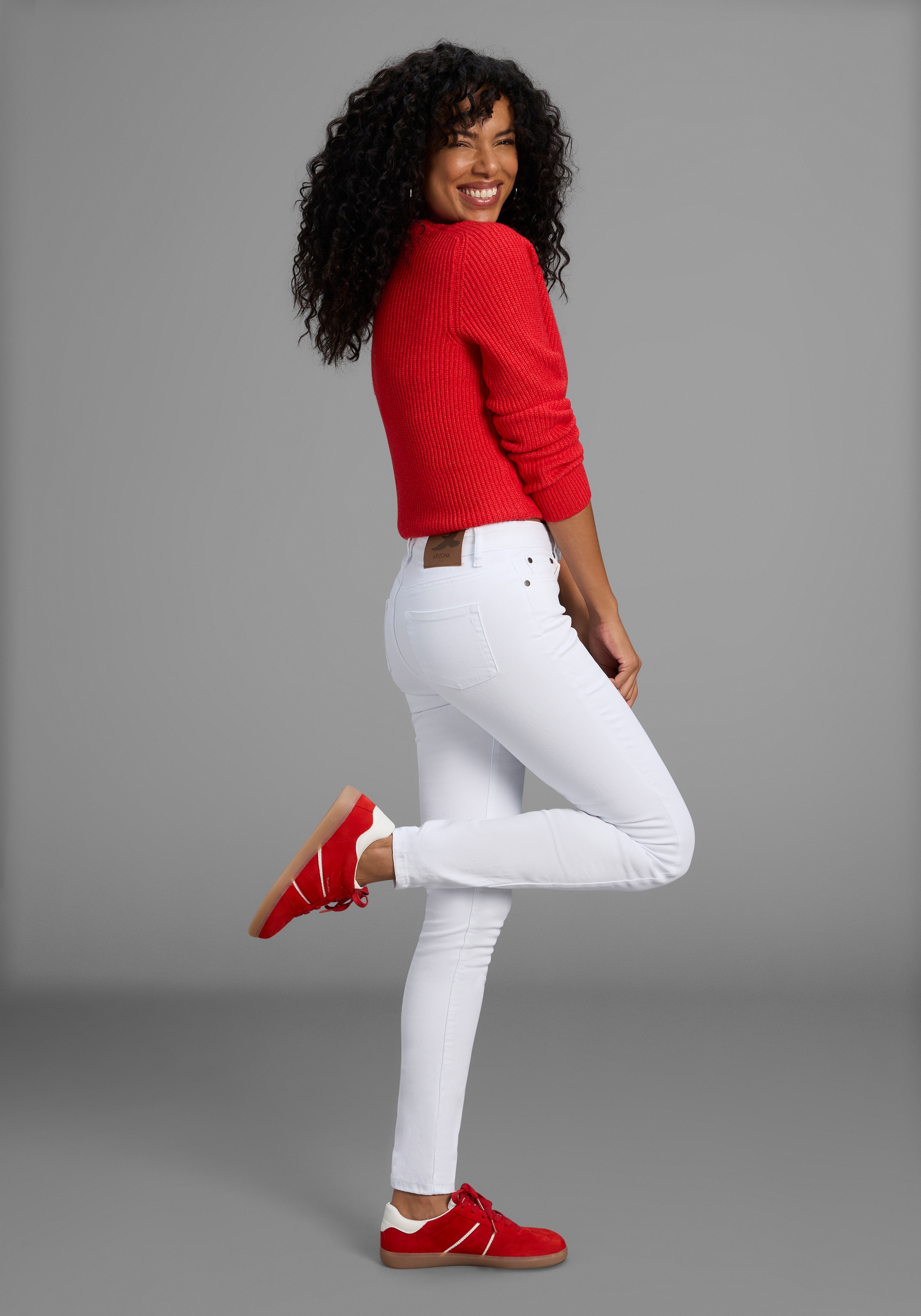 Arizona Slim-fit-Jeans »Shaping« enge Passform,  Röhrenjeans,  Used-Look-Waschung,  hohe Leibhöhe