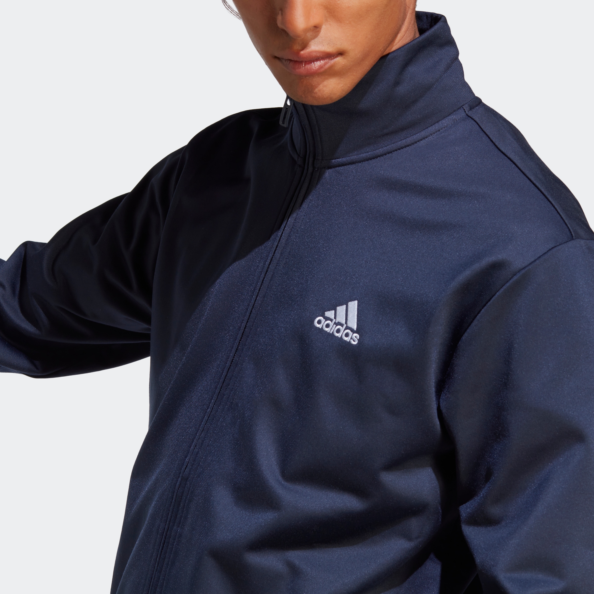 adidas Sportswear Trainingsanzug »LINEAR LOGO TRICOT«, (2 tlg.)