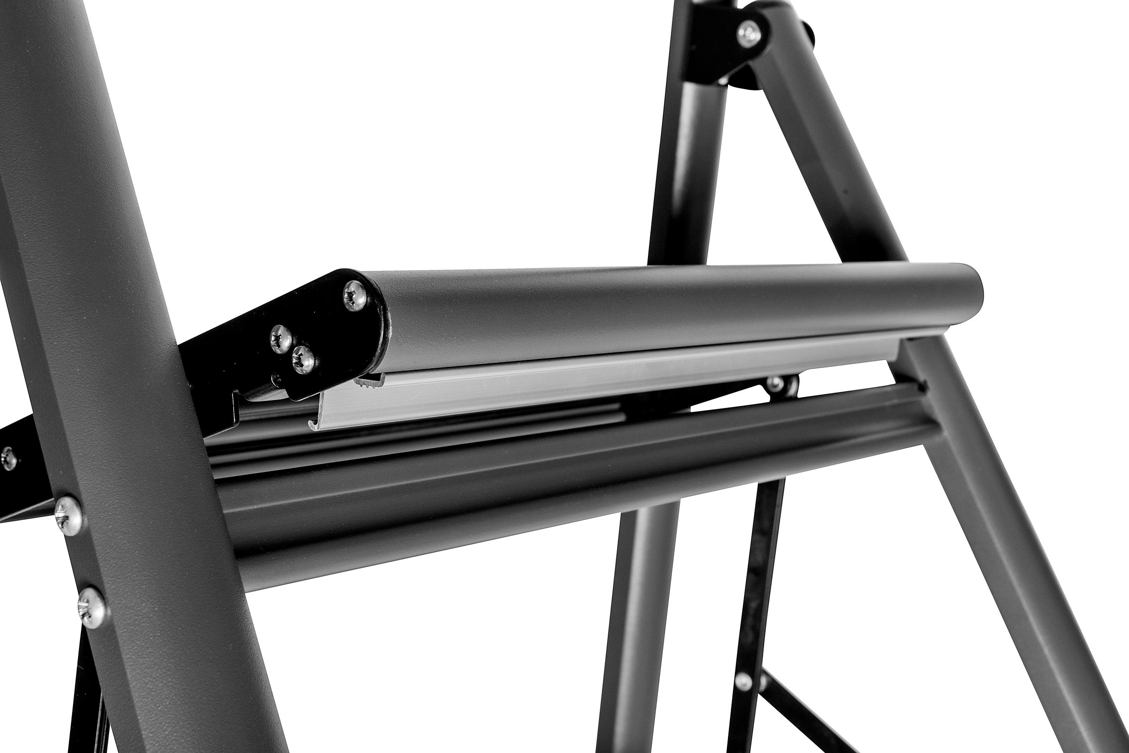 WENKO Trittleiter »Modell Alu-Compact«, leichte & rutschfeste Haushaltsleiter, belastbar bis 150 kg, klappbar