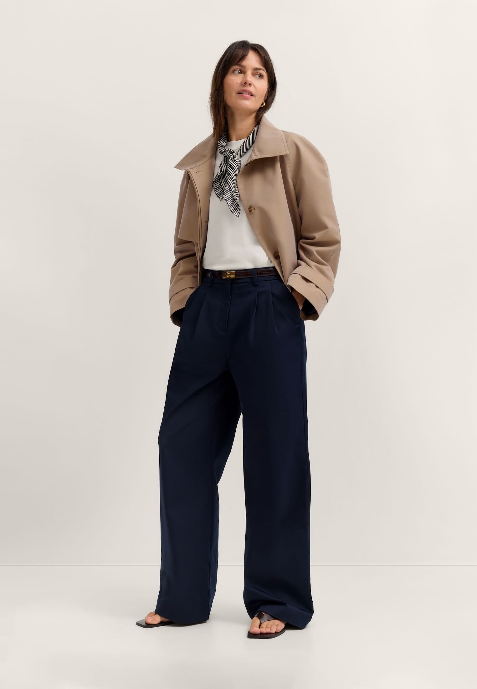 bugatti Veste courte »Regular Fit« style trenchcoat court