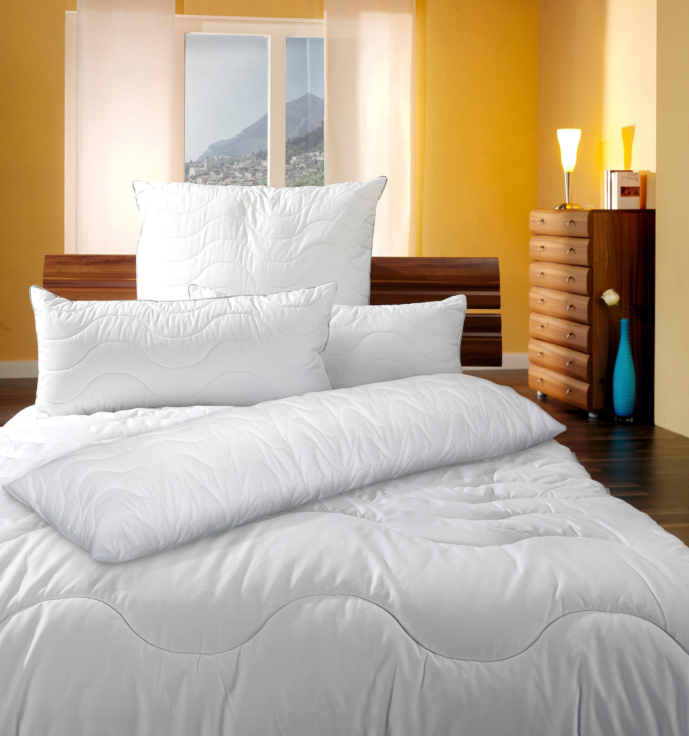 Image of KBT Bettwaren Microfaserbettdecke "Body Soft Steppdecke" warm 1 Stk. tlg.