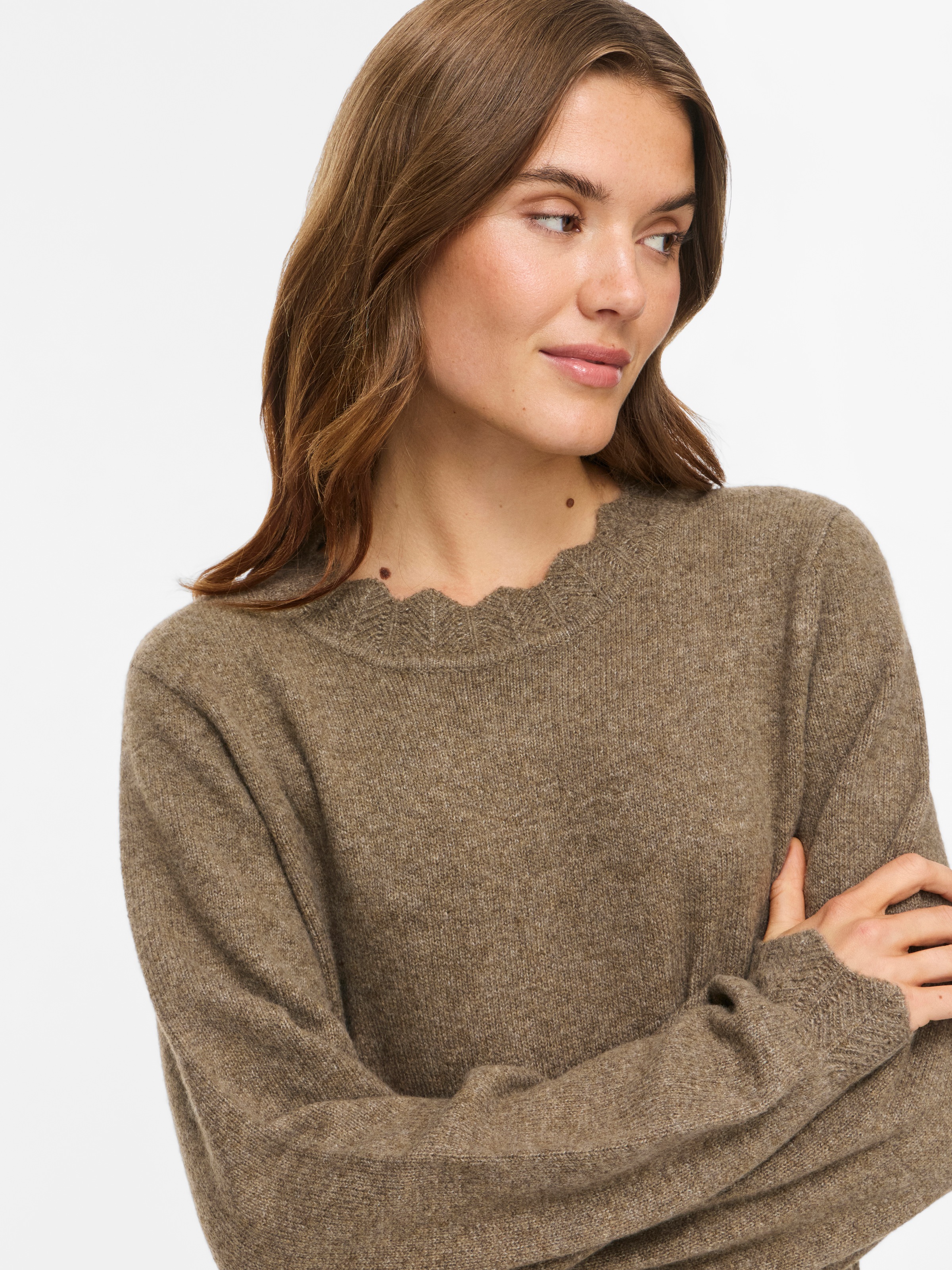 Vila Robe en tricot »VINIKOLINA O-NECK L/S KNIT DRESS - NOOS« mélange de matériaux, coupe régulière