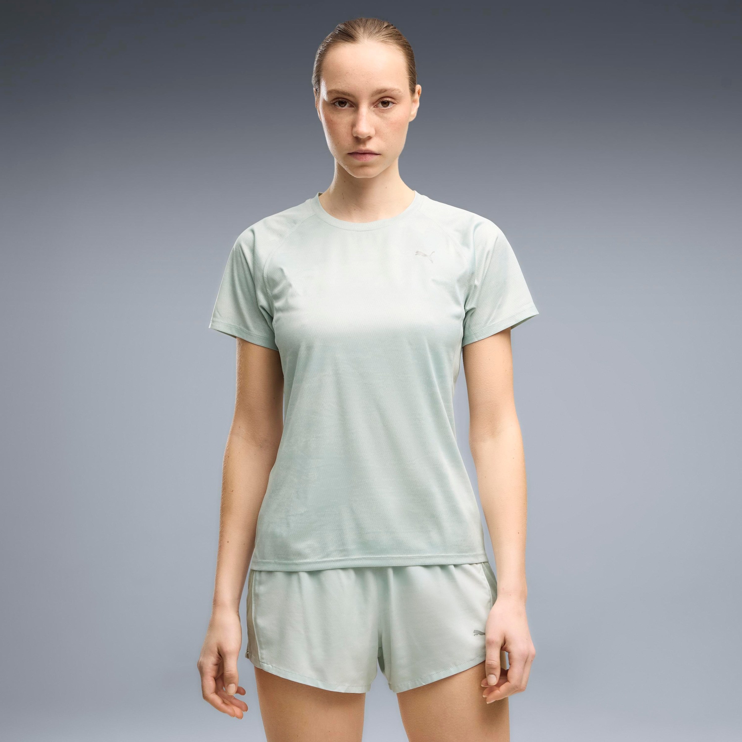 Image of PUMA Laufshirt "W RUN VELOCITY AOP TEE" T-Shirt, mit Rundhalsausschnitt, mit jamaikanischem Aufdruck