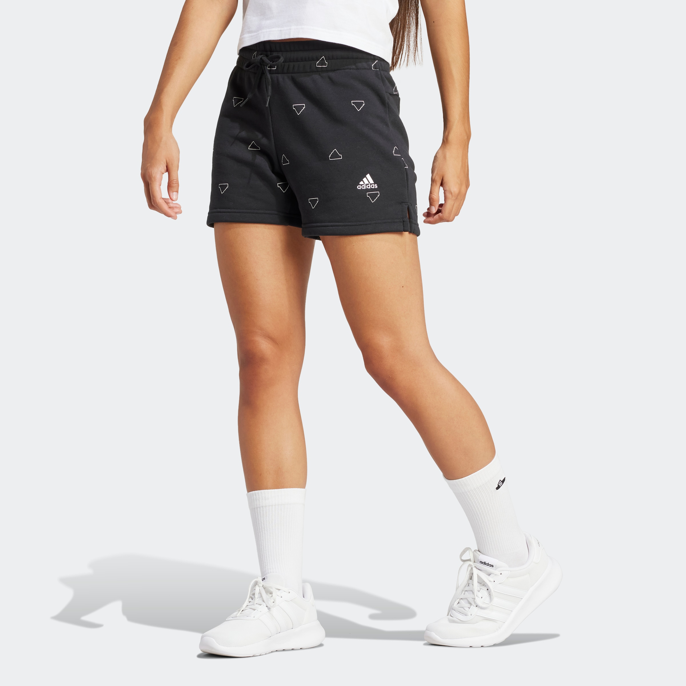 adidas Sportswear Shorts »W MNG FL SHO«, (1 tlg.)