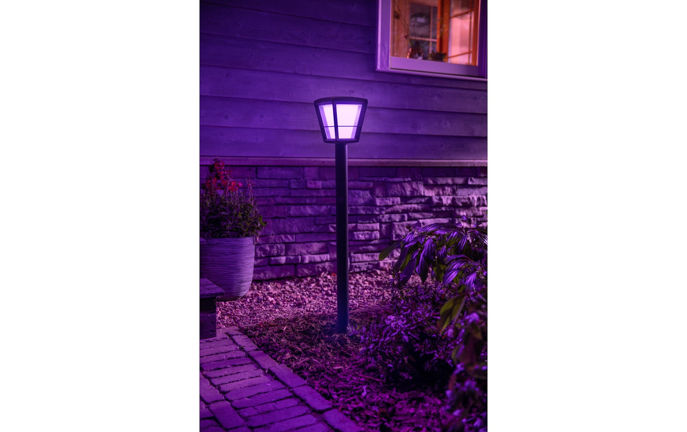 Philips Hue Aussen-Stehlampe »E«