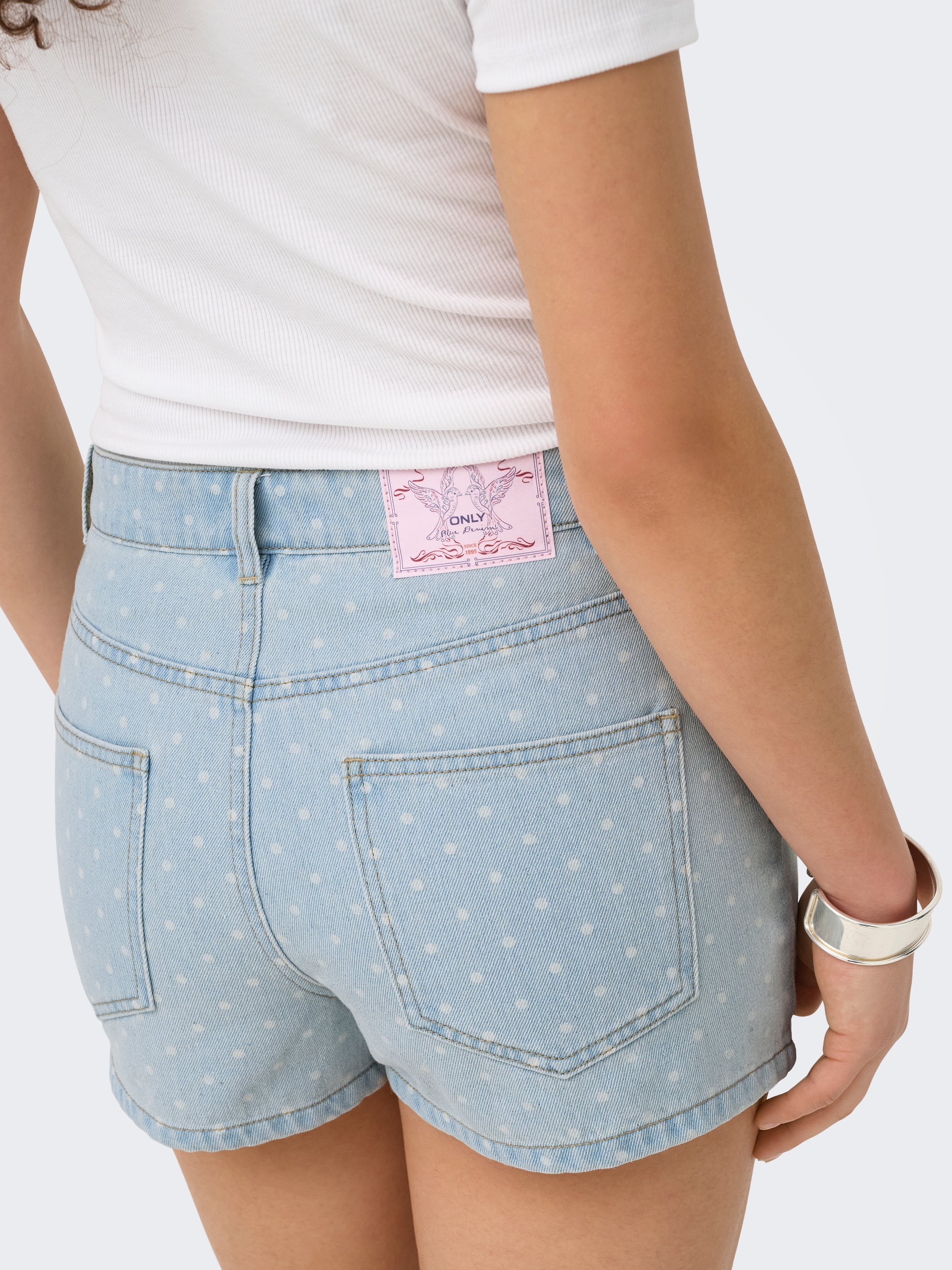 ONLY Short en jean »ONLROBYN HW DOT DNM SHORTS SIJI« coton, taille haute