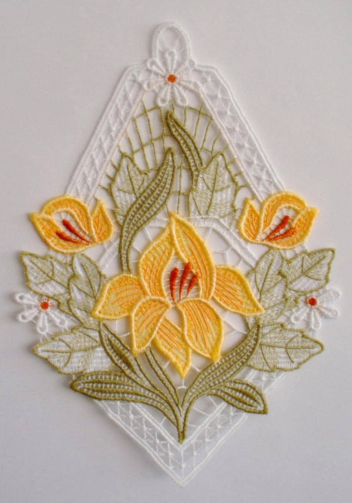 Image of Stickereien Plauen Fensterbild "Lilienzeit"