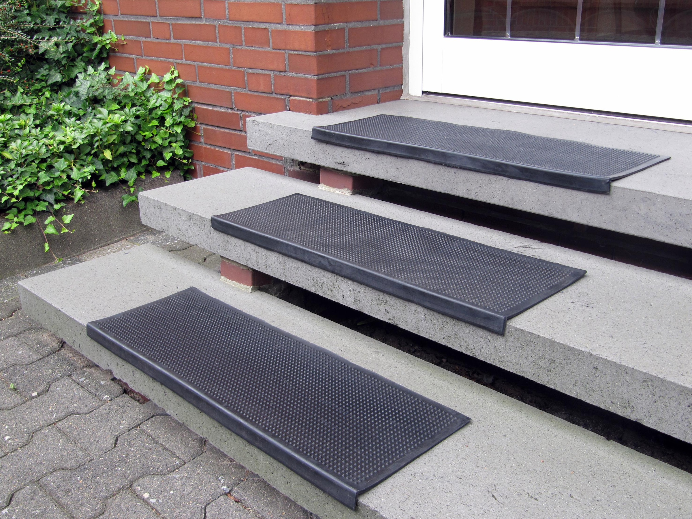 Image of Andiamo Stufenmatte "Gummi" rechteckig 7 mm Höhe Gummi-Stufenmatten, Treppen-Stufenmatten, 5 Stück in einem Set