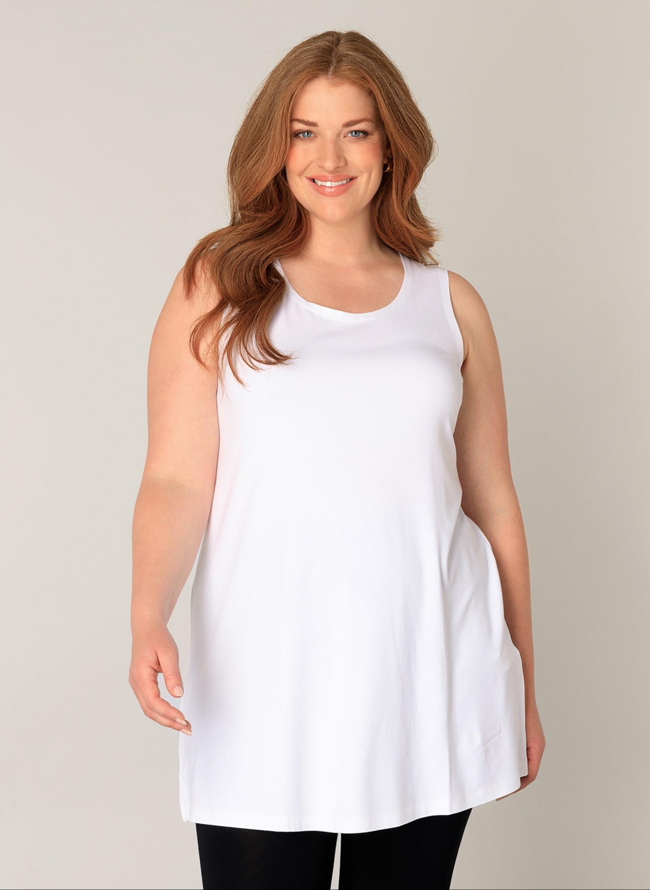 Image of Base Level Curvy Longshirt "ABBIGALE" ärmellos, seitlich geschlitzt