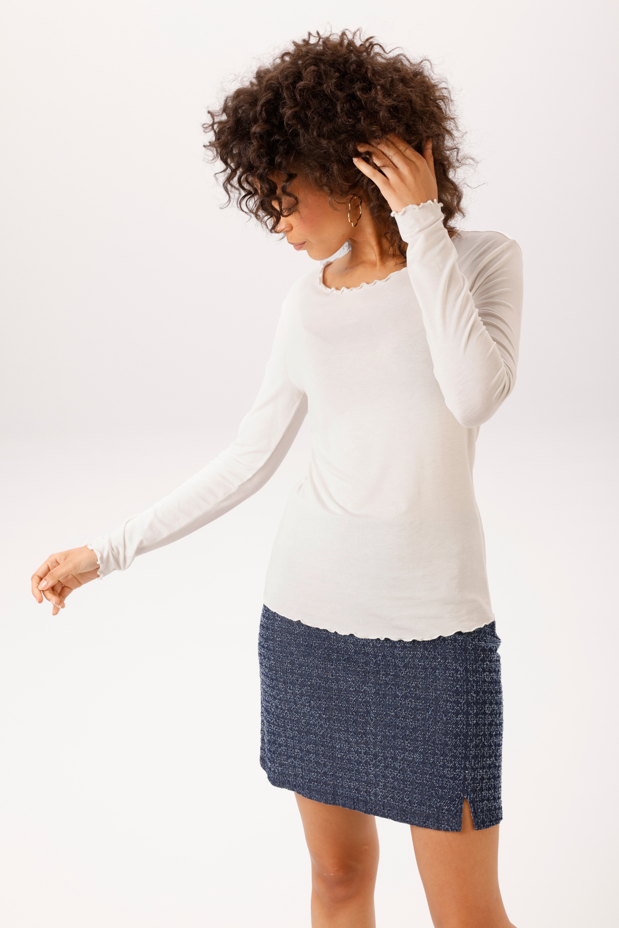 Image of Aniston CASUAL Langarmshirt mit gewellten Abschlüssen - NEUE KOLLEKTION