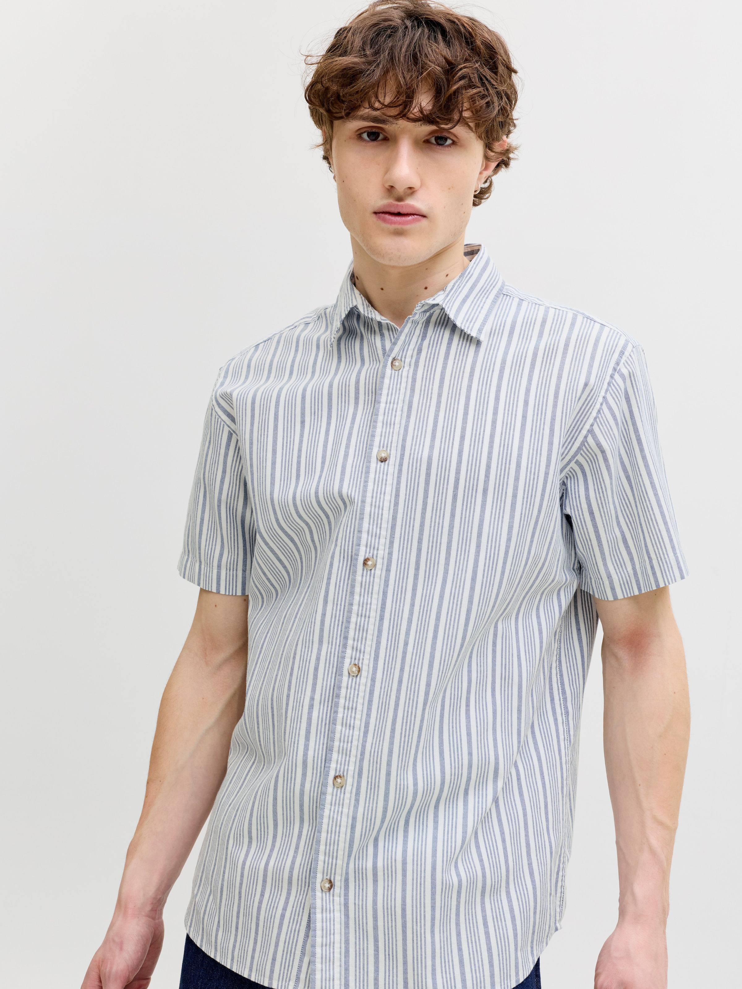 Jack & Jones Chemise à manches courtes »JJCHAD OXFORD STRIPE SHIRT SS«