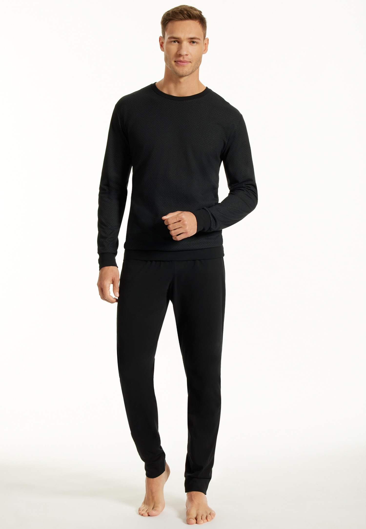uncover by SCHIESSER Schlafanzug »UNCOVER Nightwear«, (2 tlg.), Langarm, Rundhals-Ausschnitt, Single Jersey-Qualität, weich