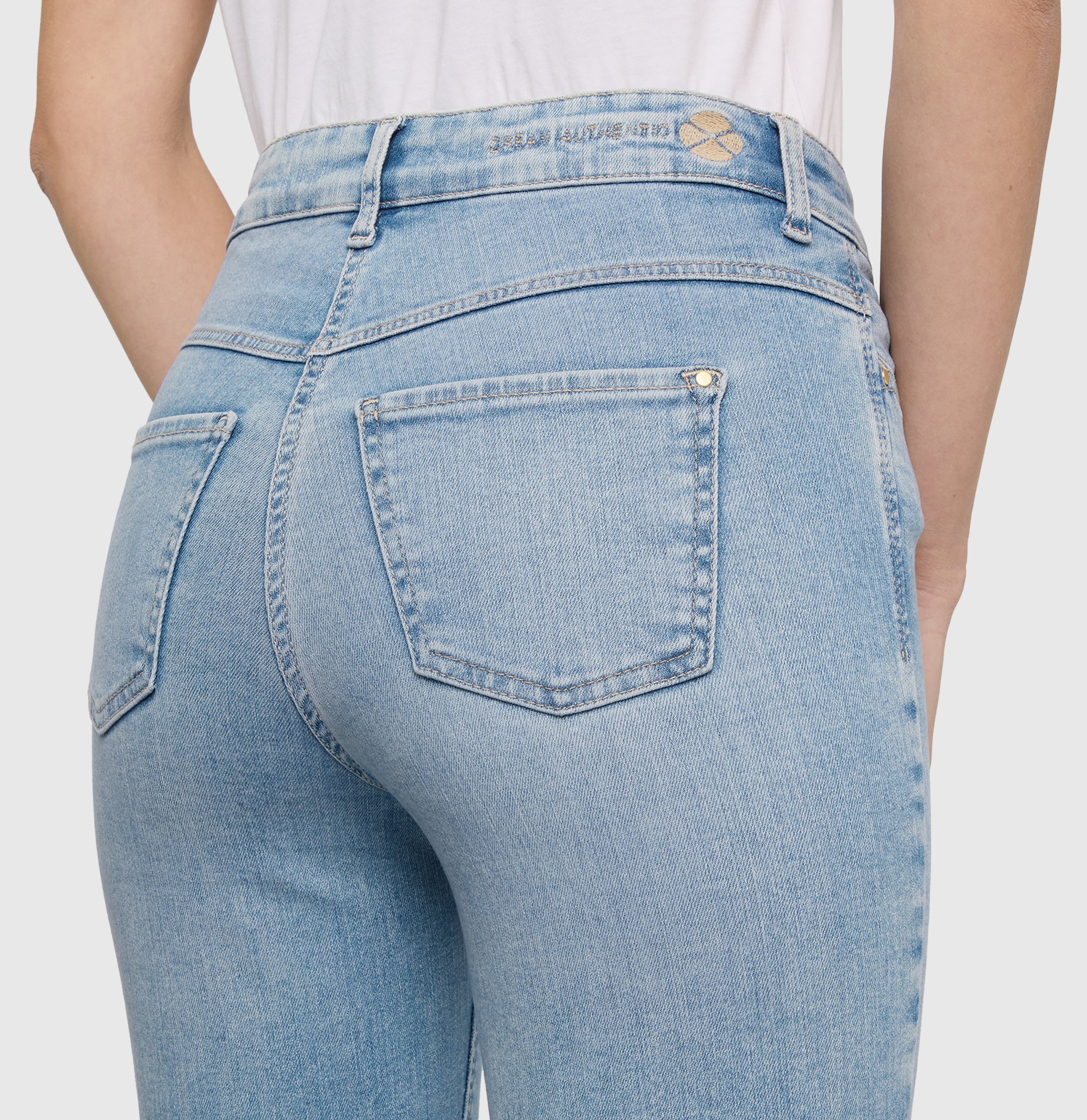 MAC Bootcut-Jeans »Dream-Boot« Gerade geschnitten mit leicht ausgestelltem Bein
