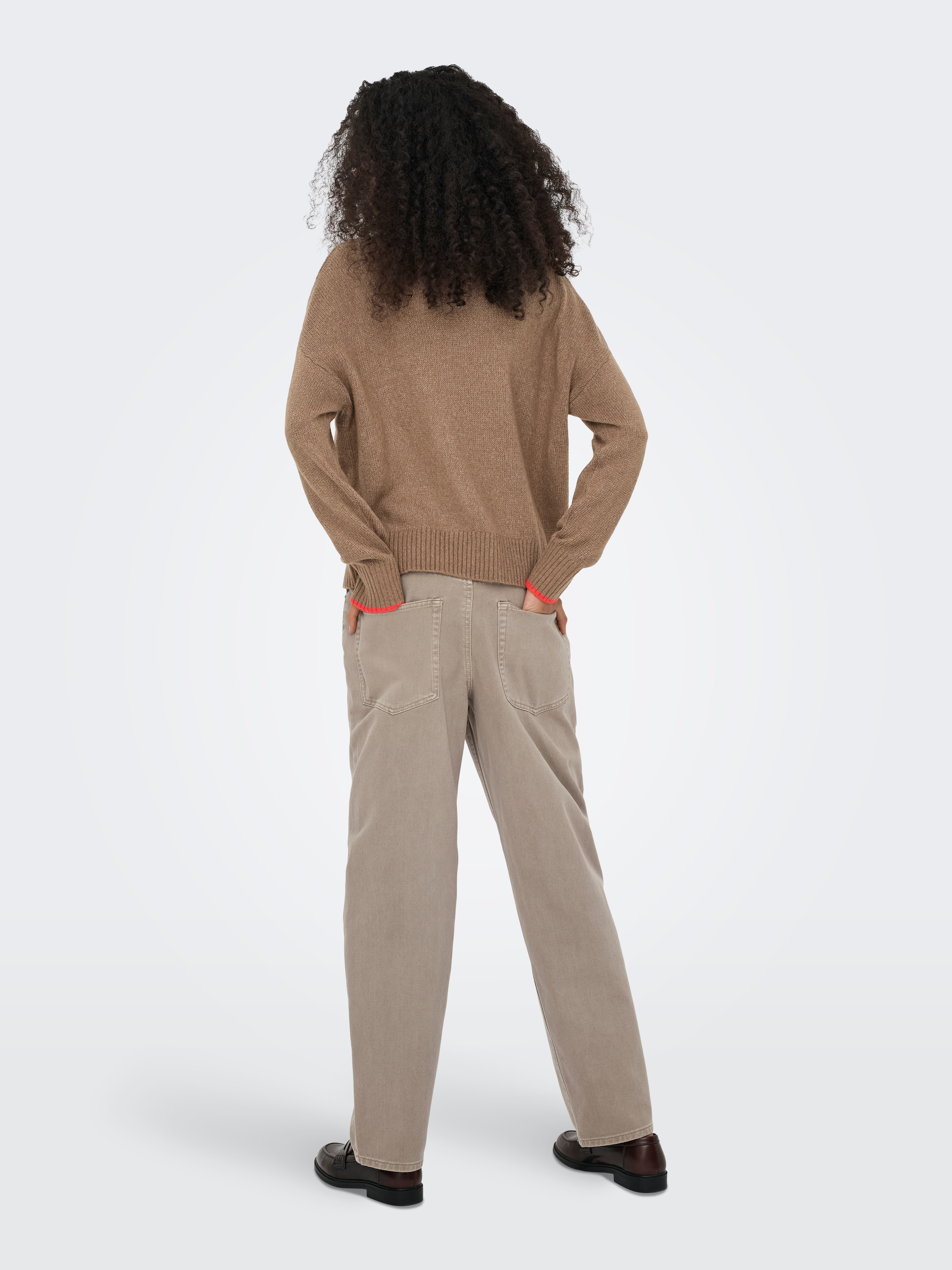 ONLY Pull à col rond »ONLNEW AMOUR LS TEXT O-NECK CS KNT«