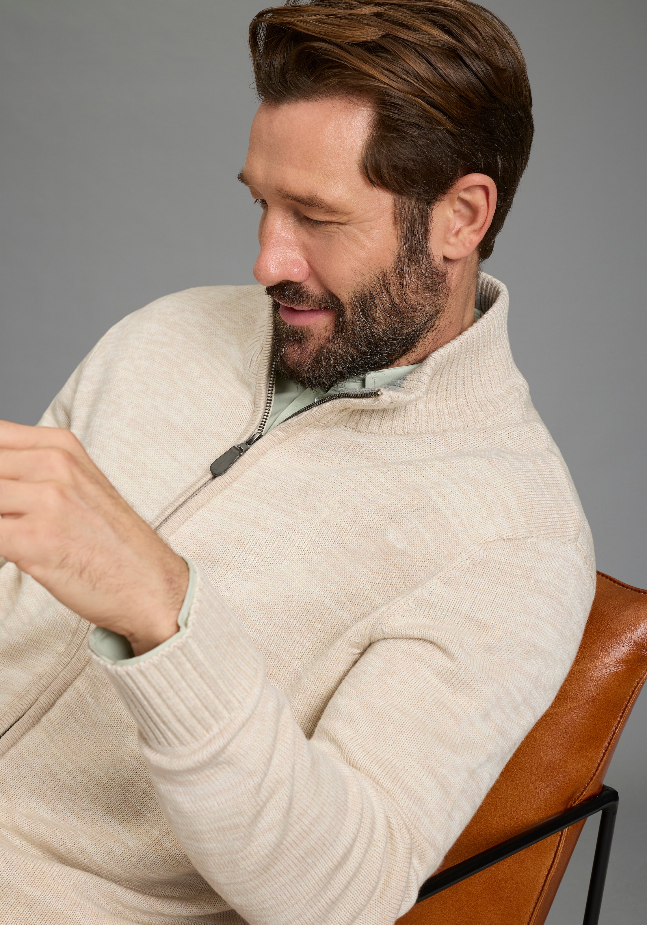 Man's World Veste en tricot »in vielen Farben!  Preis- Leistungsbestseller« en mélange de coton, coupe confortable
