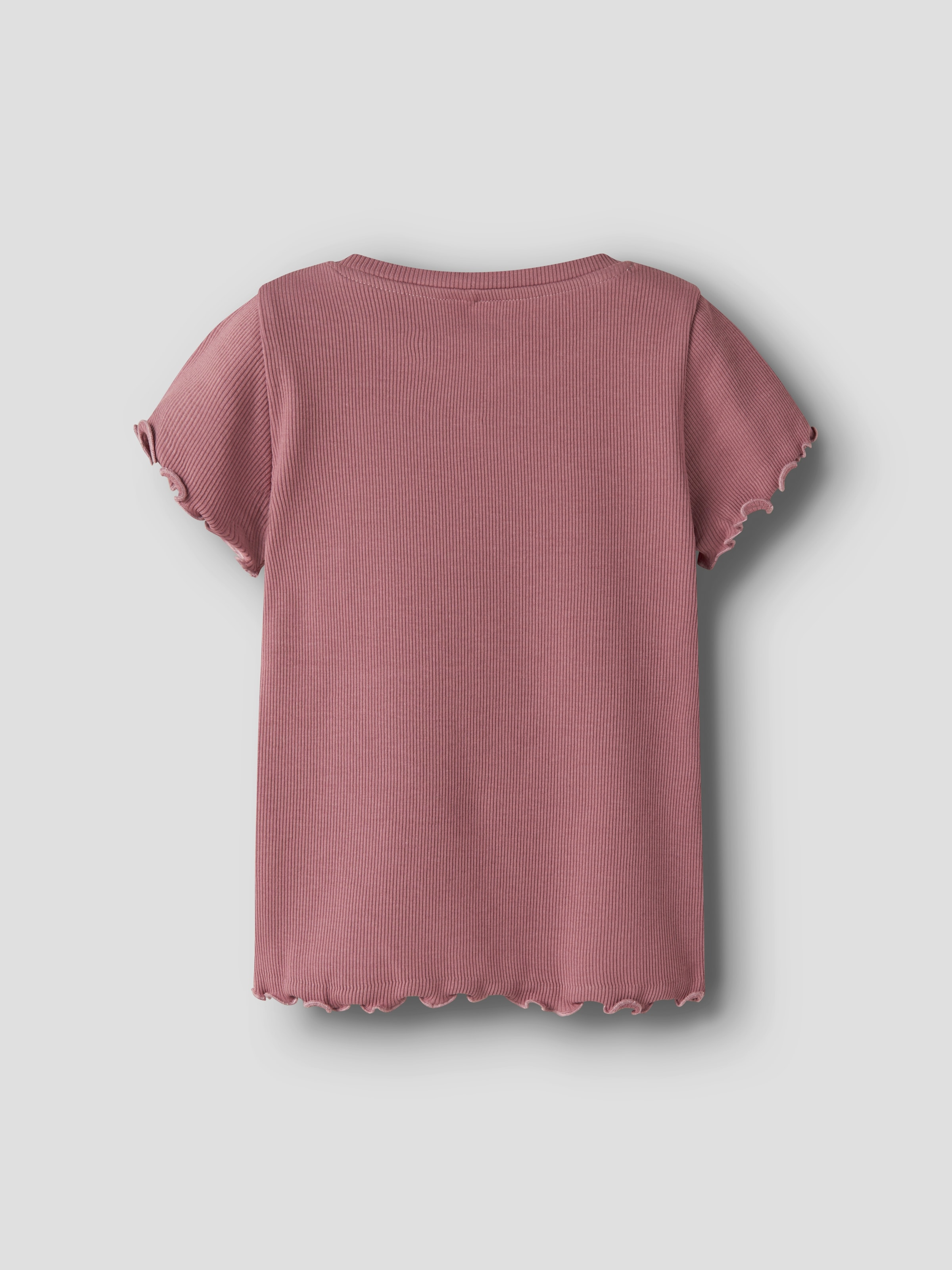 Name It T-shirt »NMFJOLEMO SS SLIM TOP BOX« Mélange de coton, coupe slim
