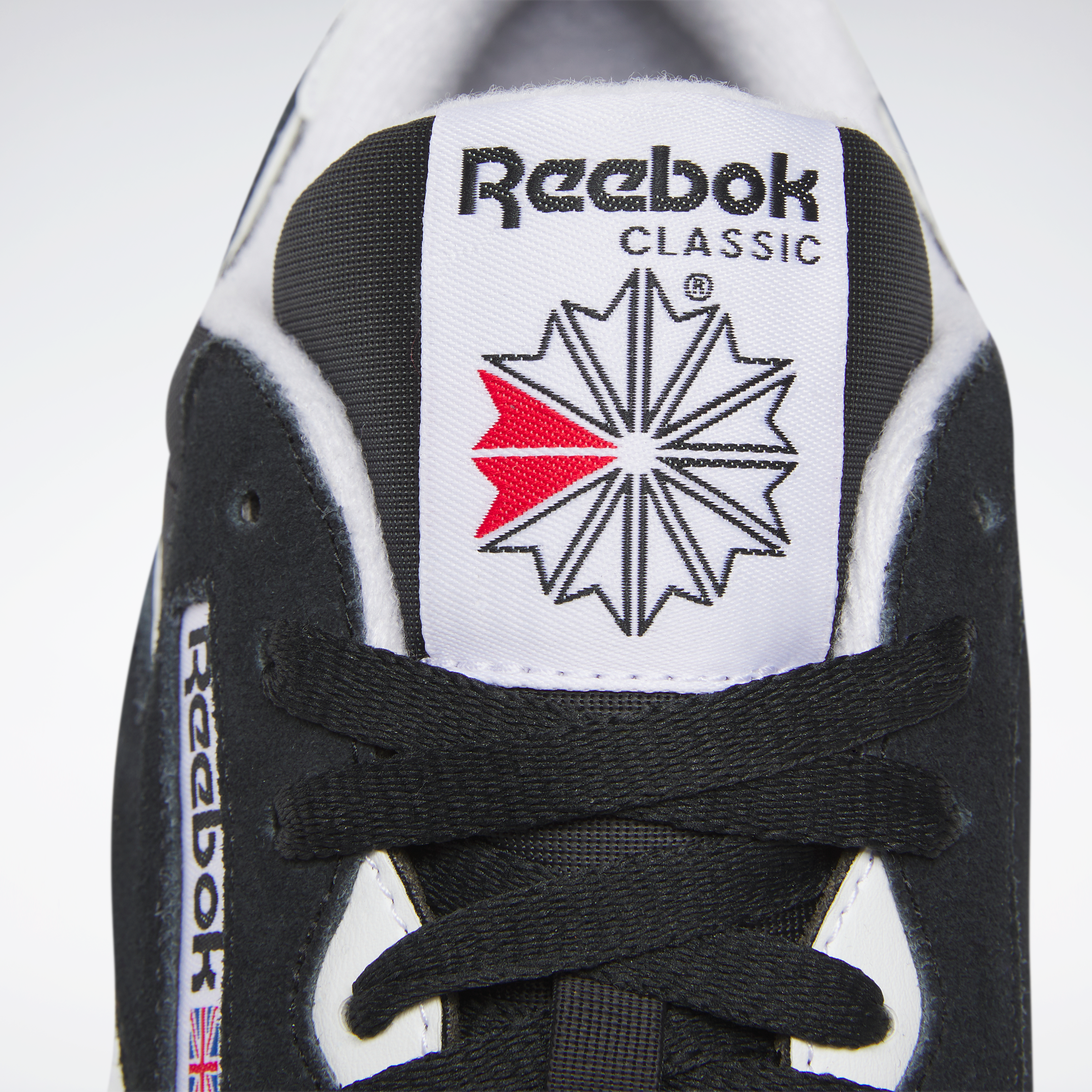 Reebok Classic Sneaker »CL NYLON«