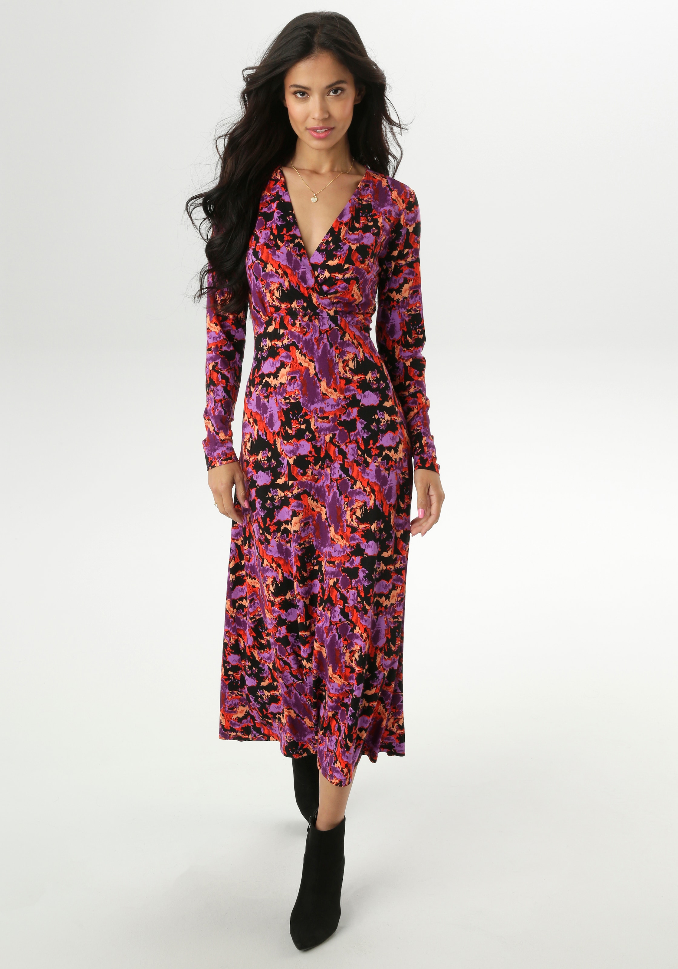 Image of Aniston SELECTED Maxikleid mit V-Ausschnitt in Wickeloptik und Unterbrustnaht