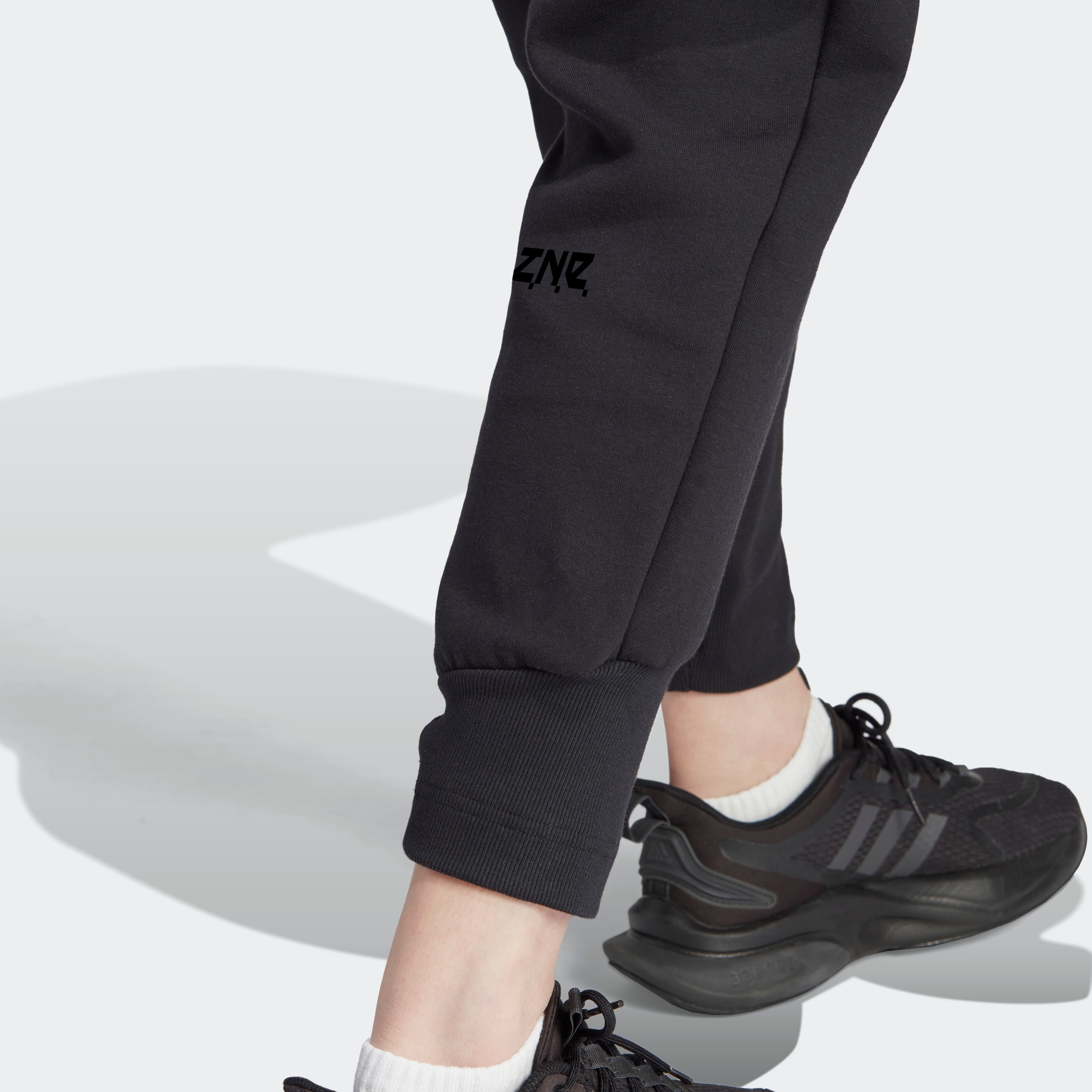 adidas Sportswear Sporthose »W Z.N.E. PT«, (1 tlg.)