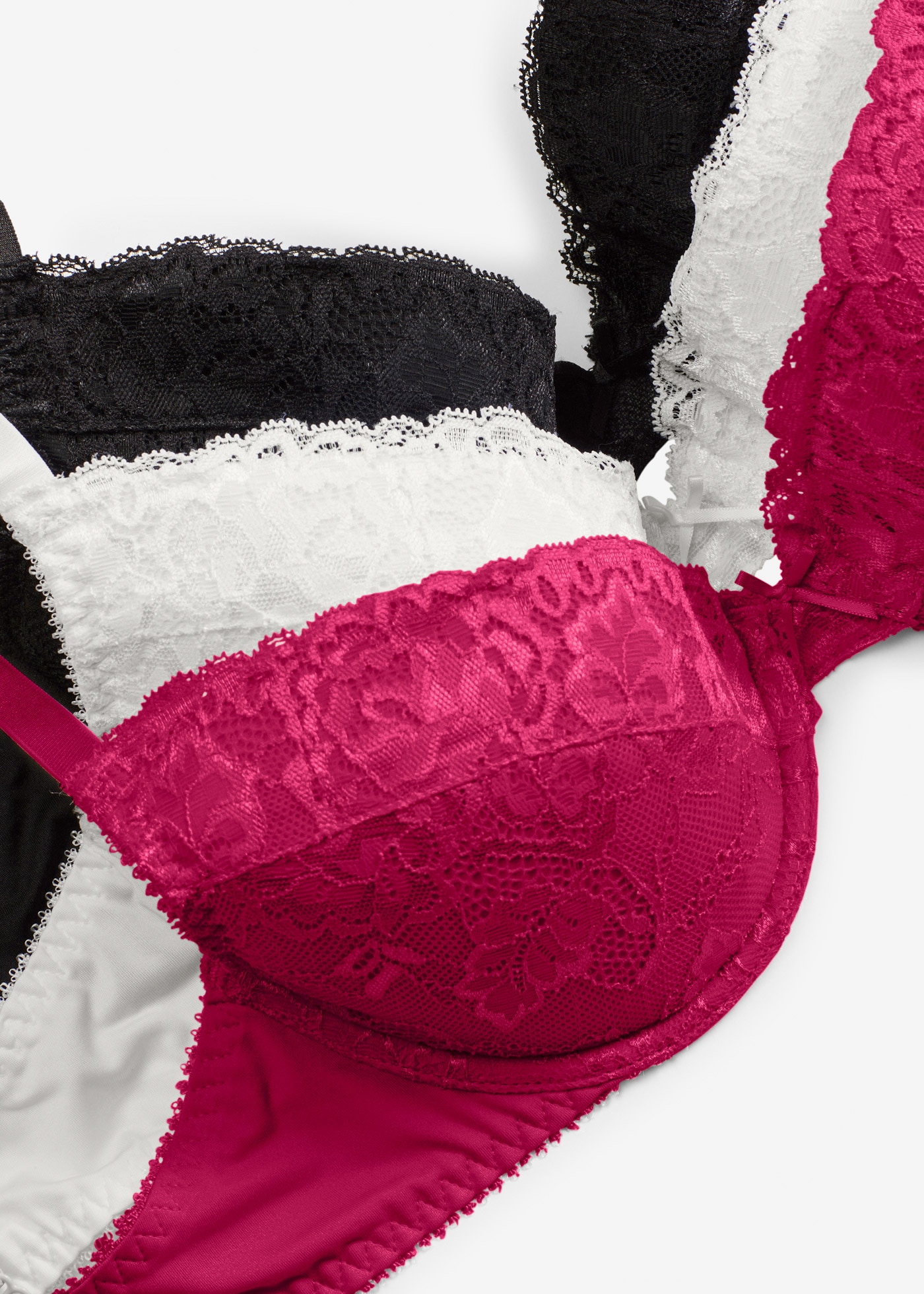 bonprix Push-up-BH »Push-up-BH mit feiner Spitze (3er Pack)« Packung, 3, 3 Stk. leicht wattierte Cups, mit feinem Allover-Spitze, mit Baumwollfutter