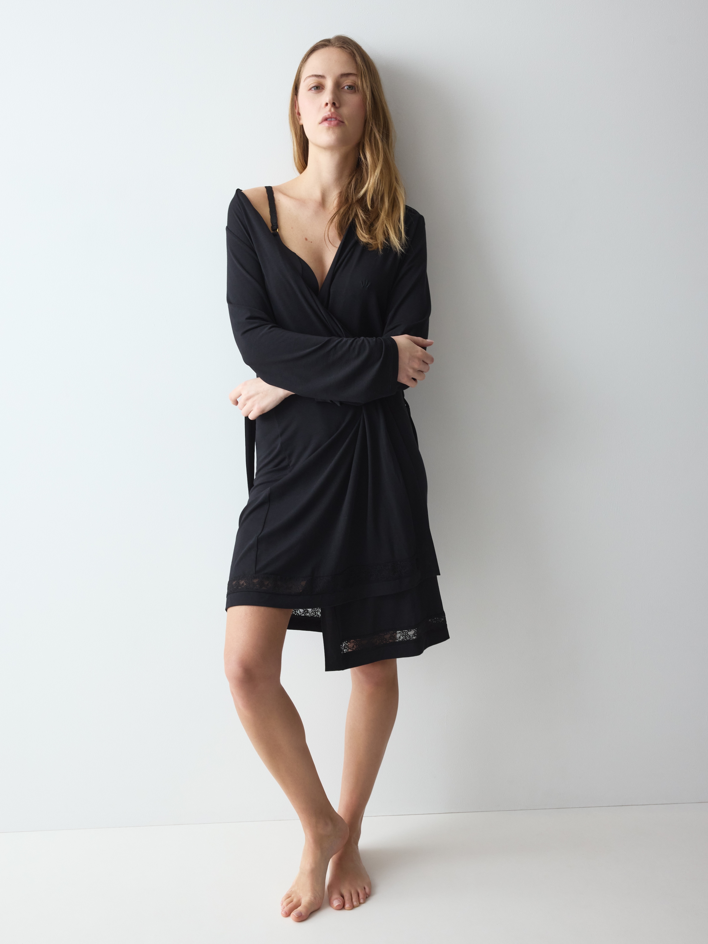 Triumph Morgenmantel »Comfort Allure Robe« weich und pflegeleicht